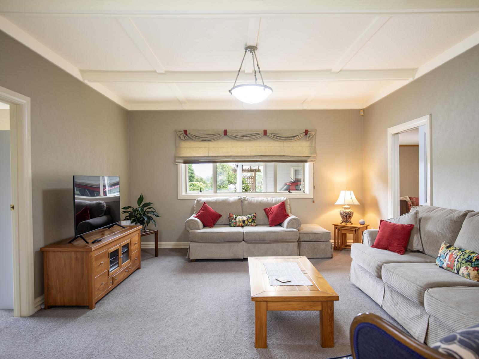 3257 State Highway 23, Raglan