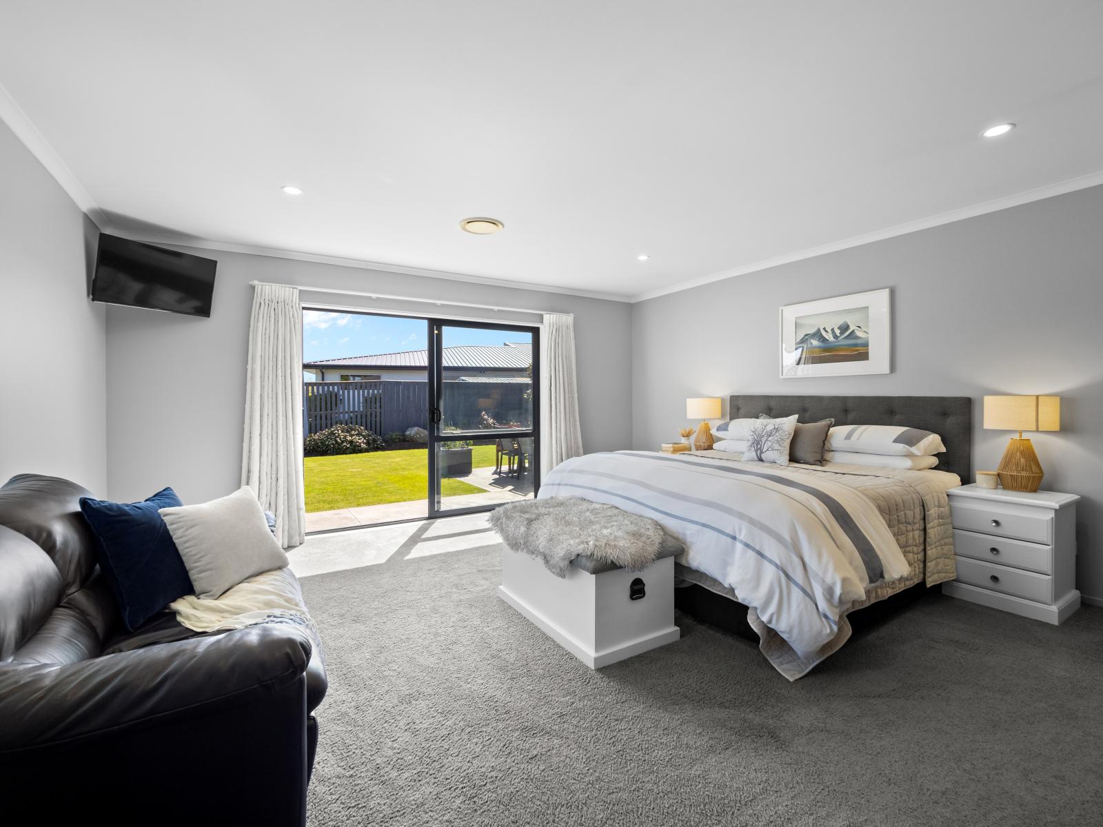 11 Torbay Avenue, Huntingdon