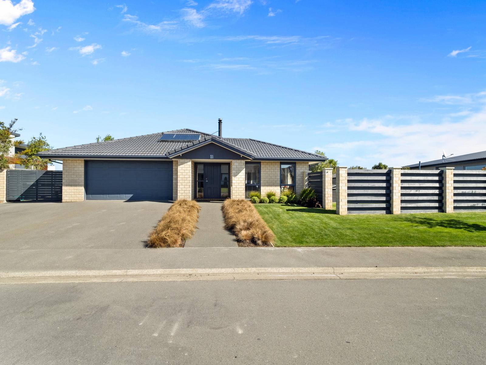 11 Torbay Avenue, Huntingdon
