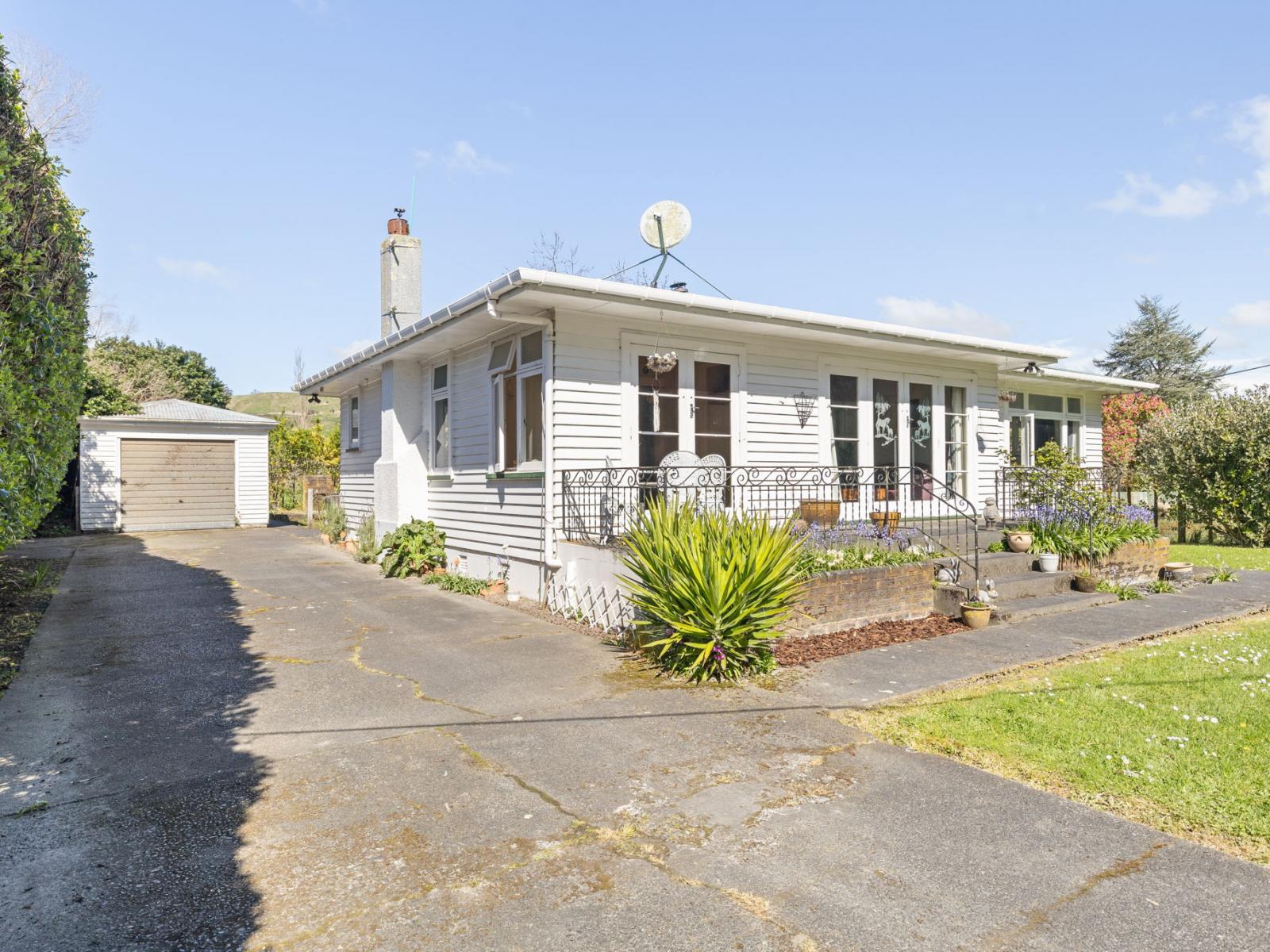 3740 State Highway 1, Hunterville