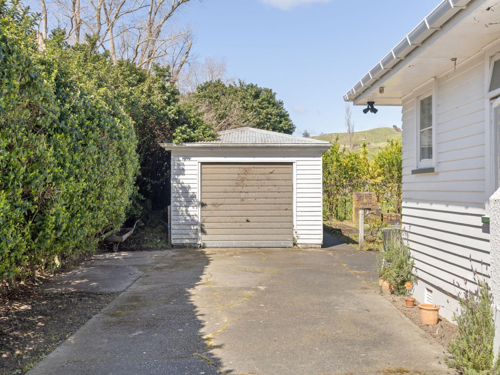 3740 State Highway 1, Hunterville