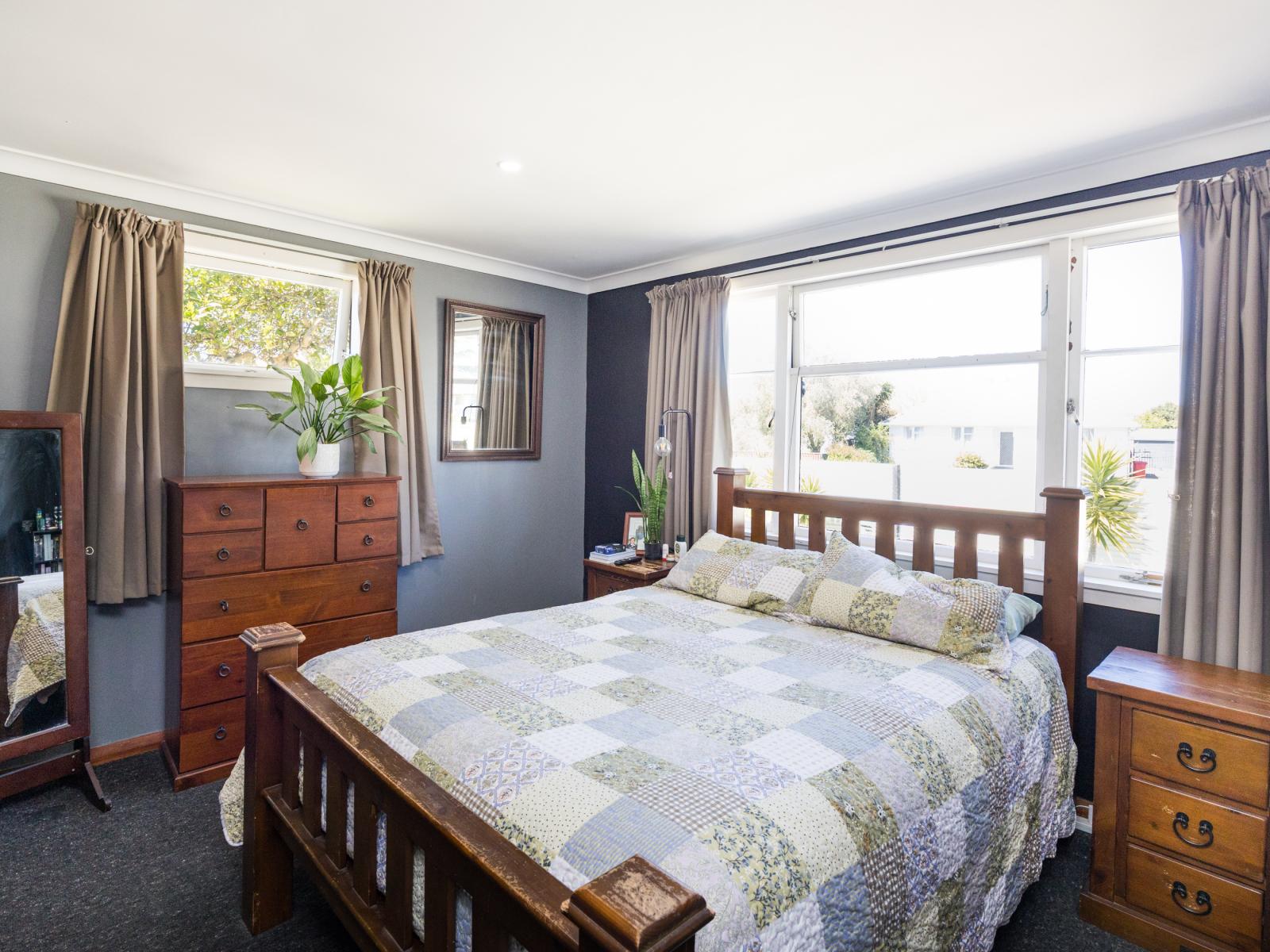 102 Rugby Street, Awapuni