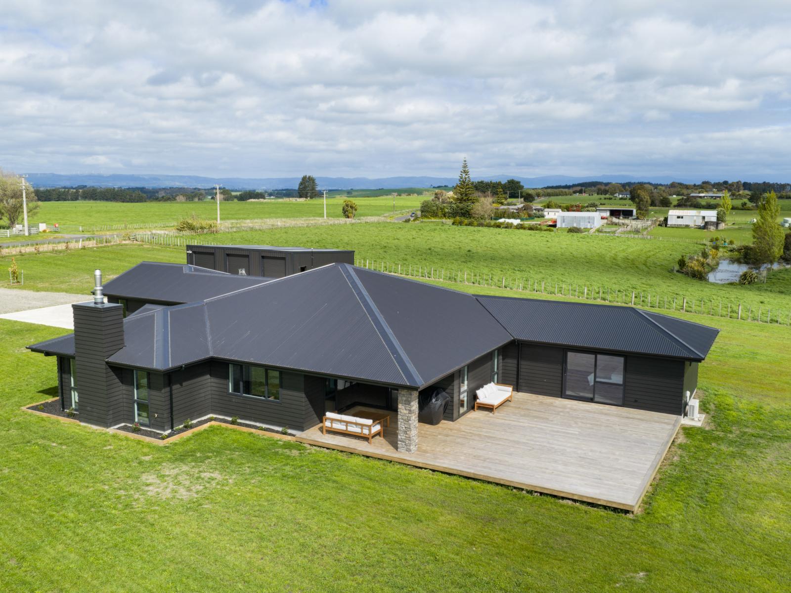 455 Mount Stewart Halcombe Road, Halcombe