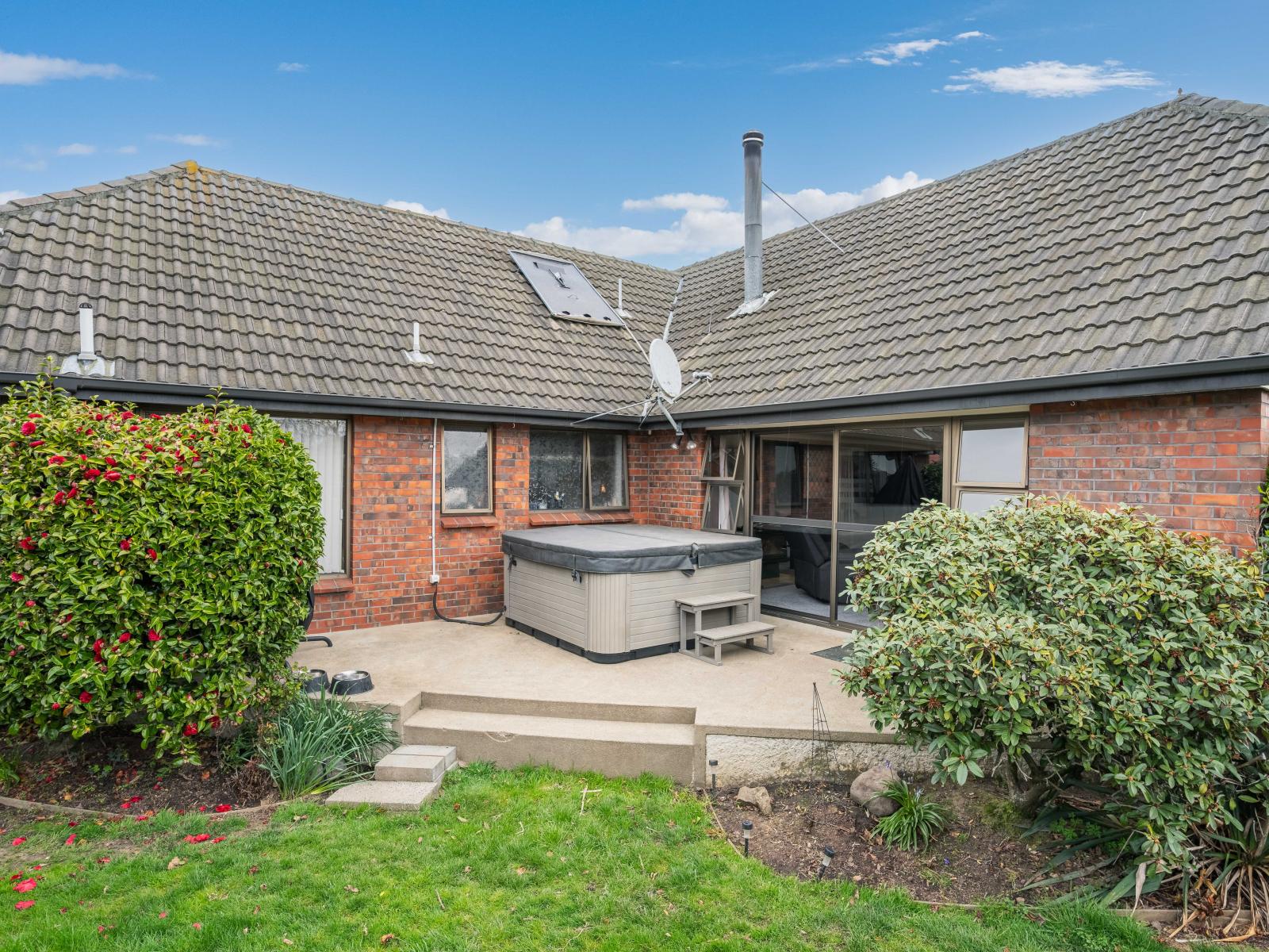 17 Wickliffe Street, Mosgiel