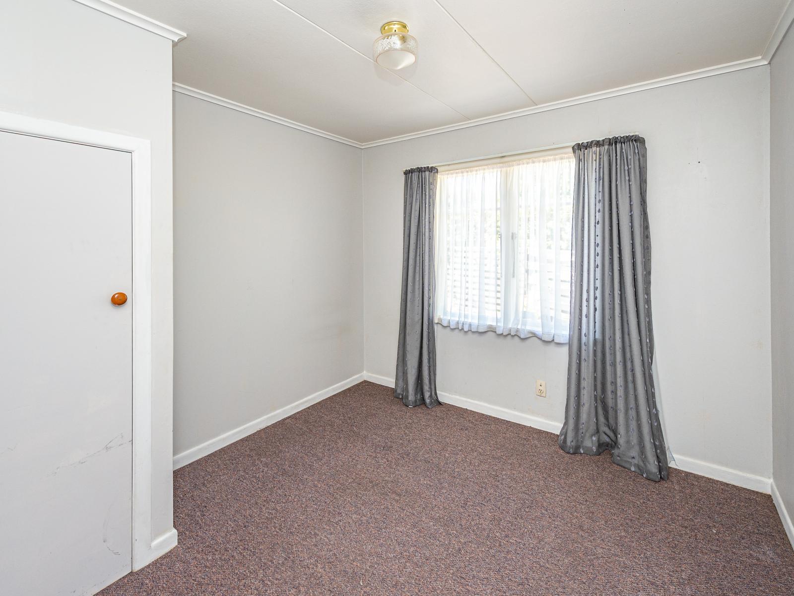 62 Parkes Avenue, St Johns Hill