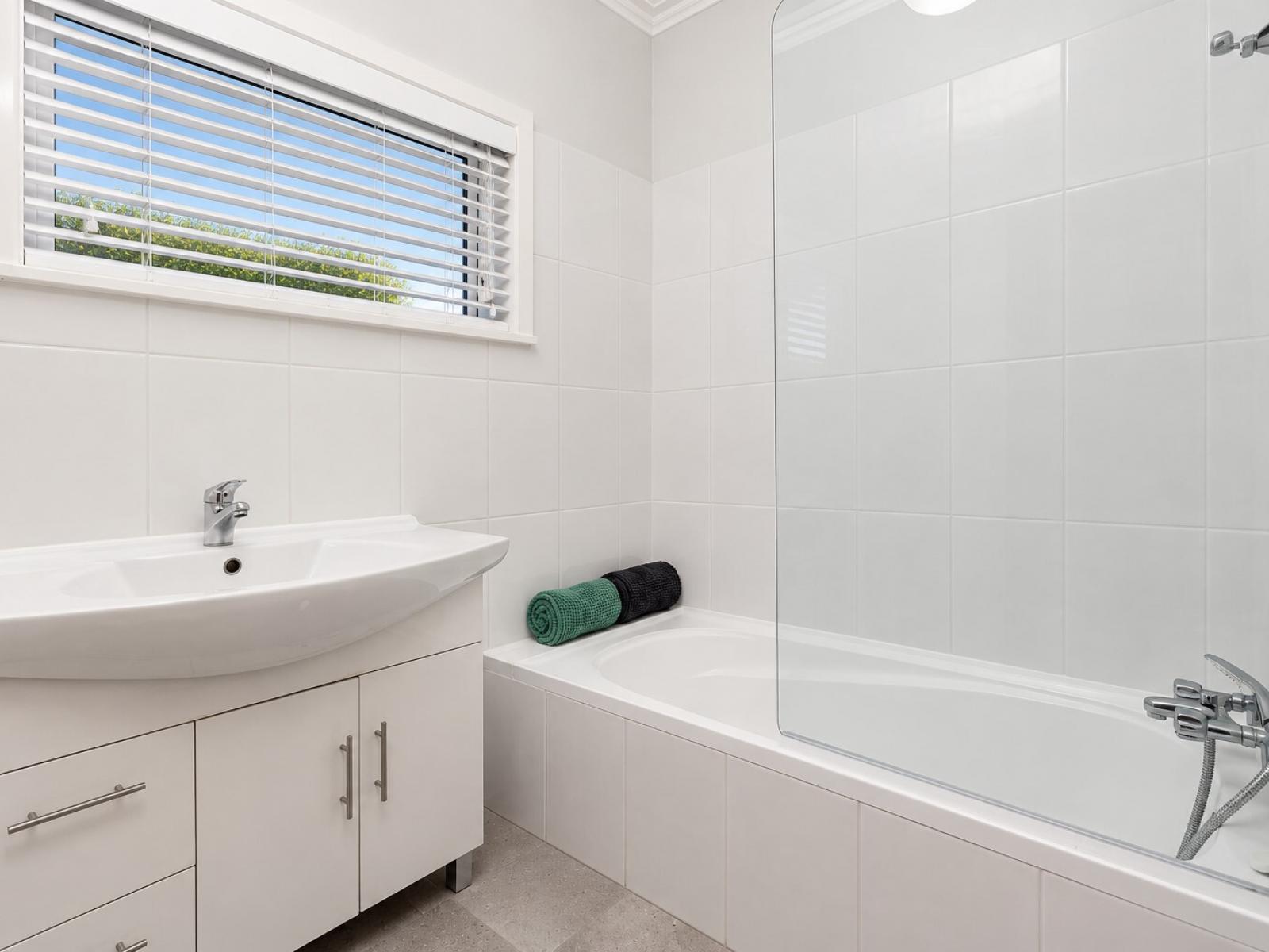 Unit 1, 407 Gloucester Street, Taradale