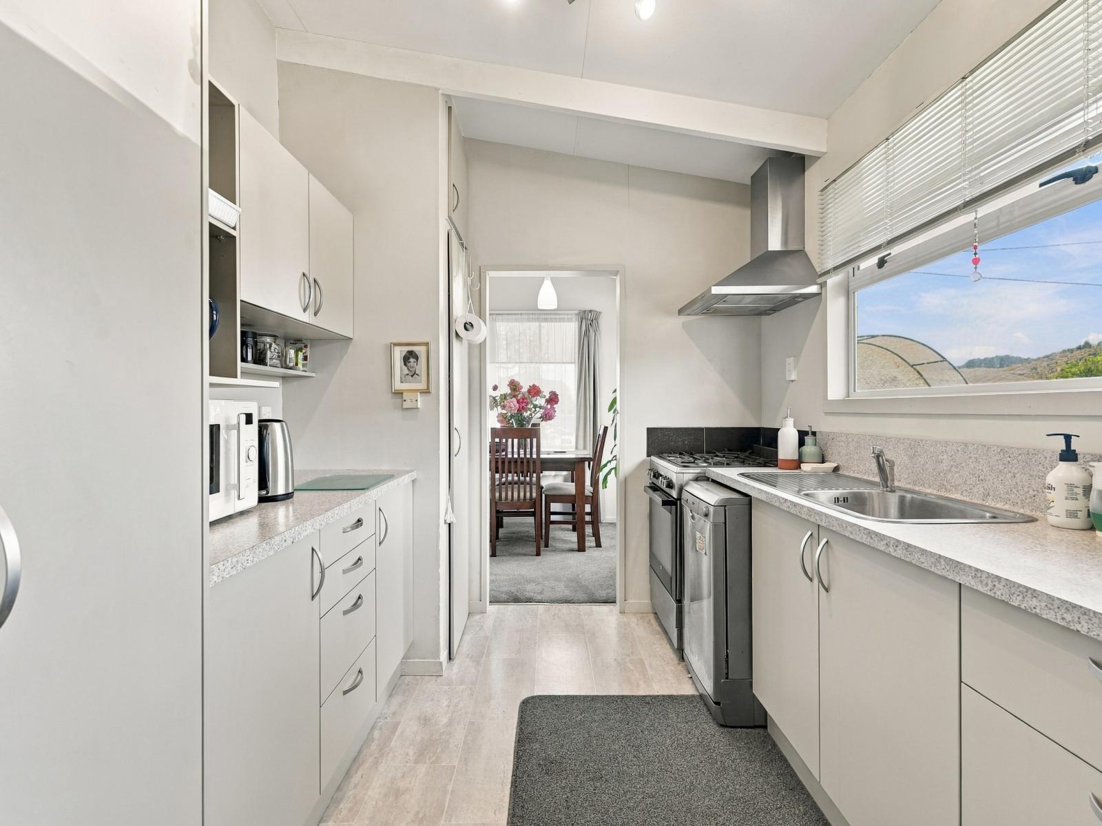 24 Lewis Avenue, Aramoho