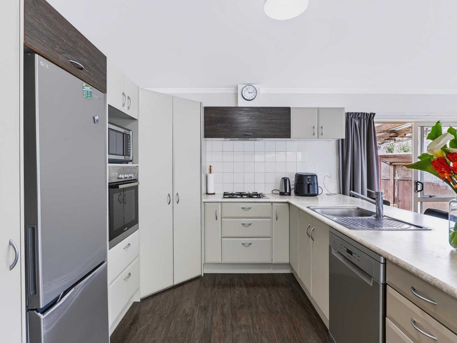 55 Poplar Grove, Whalers Gate
