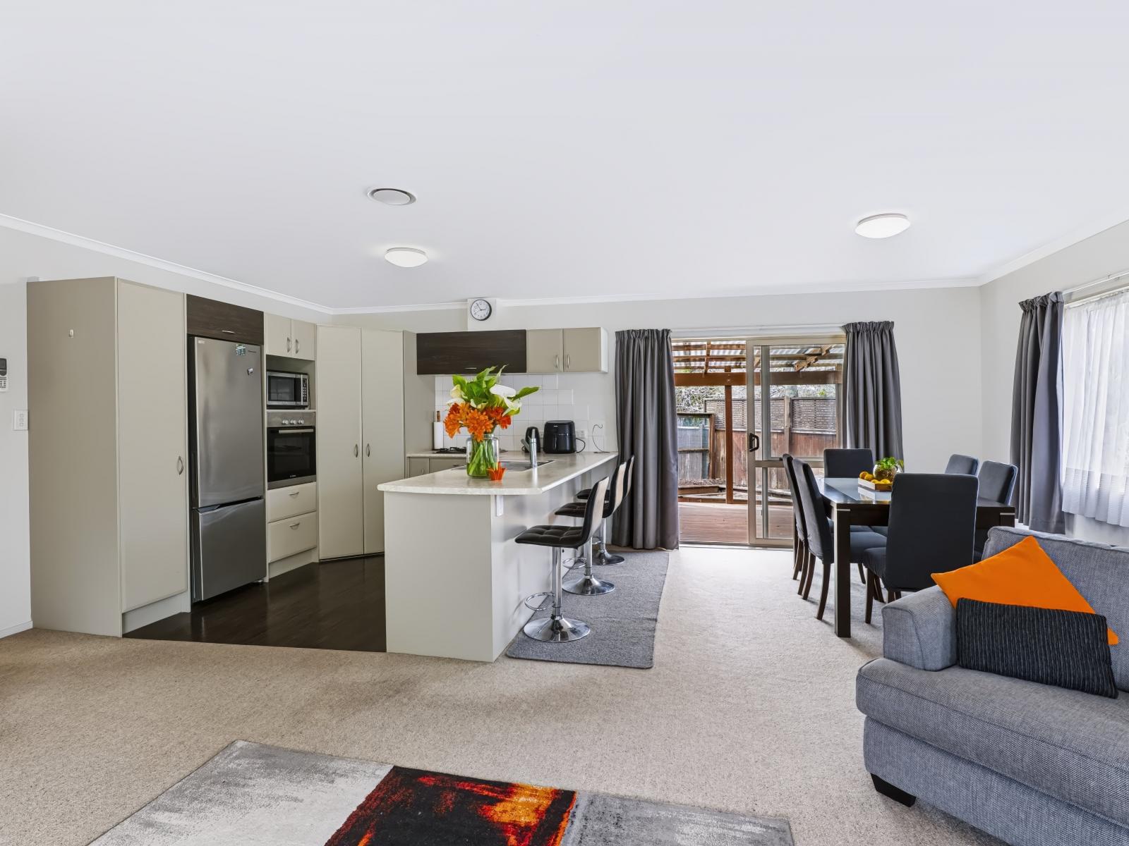 55 Poplar Grove, Whalers Gate