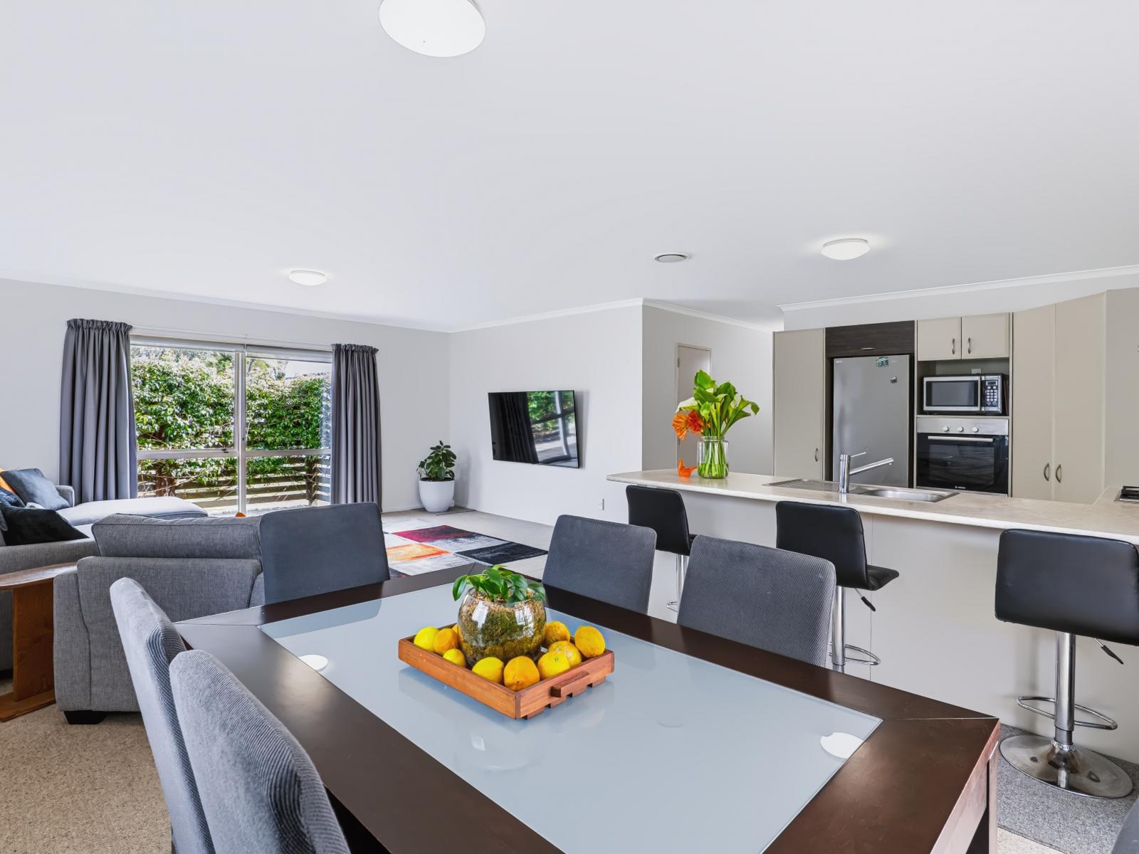 55 Poplar Grove, Whalers Gate