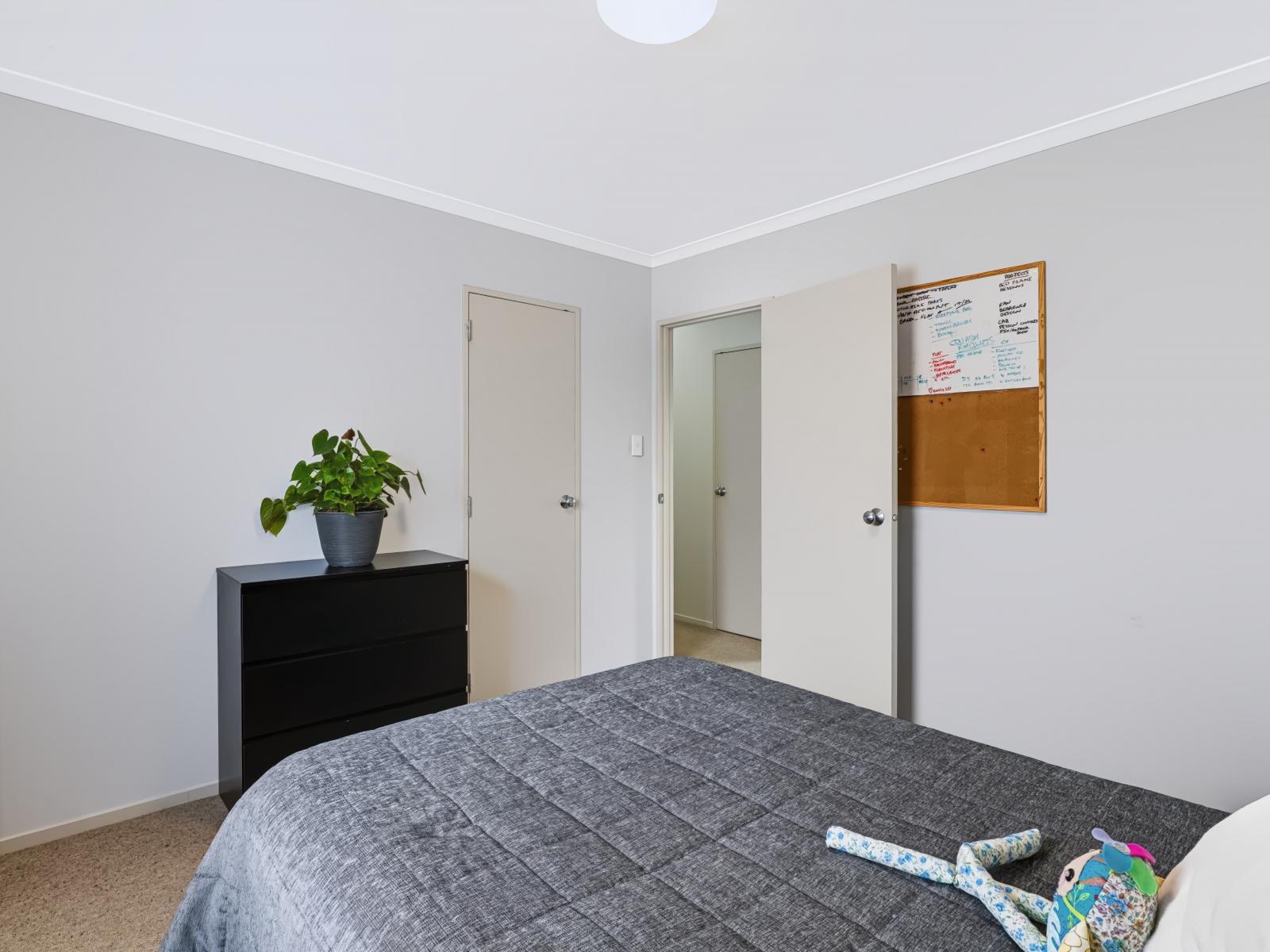 55 Poplar Grove, Whalers Gate