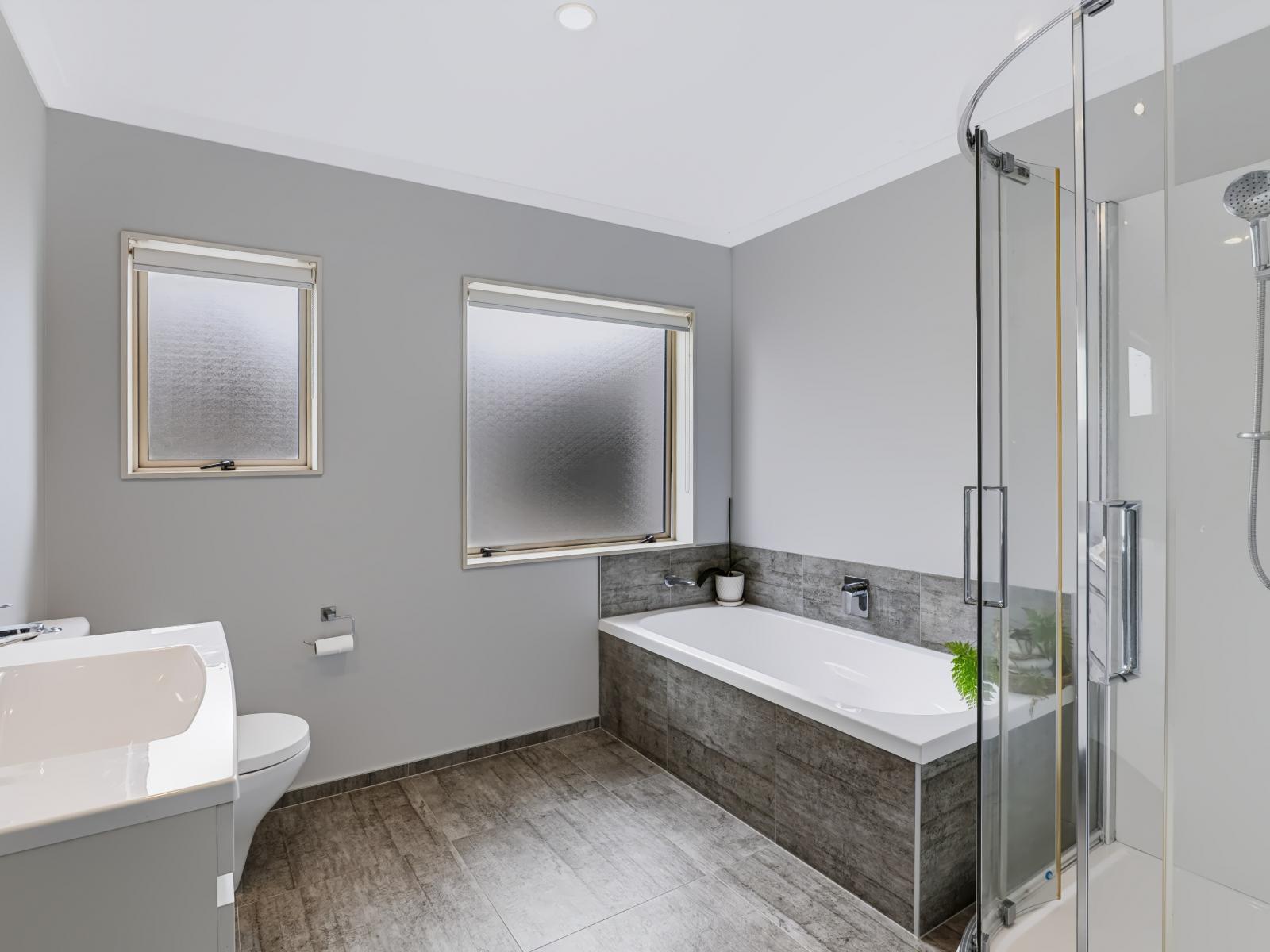 55 Poplar Grove, Whalers Gate