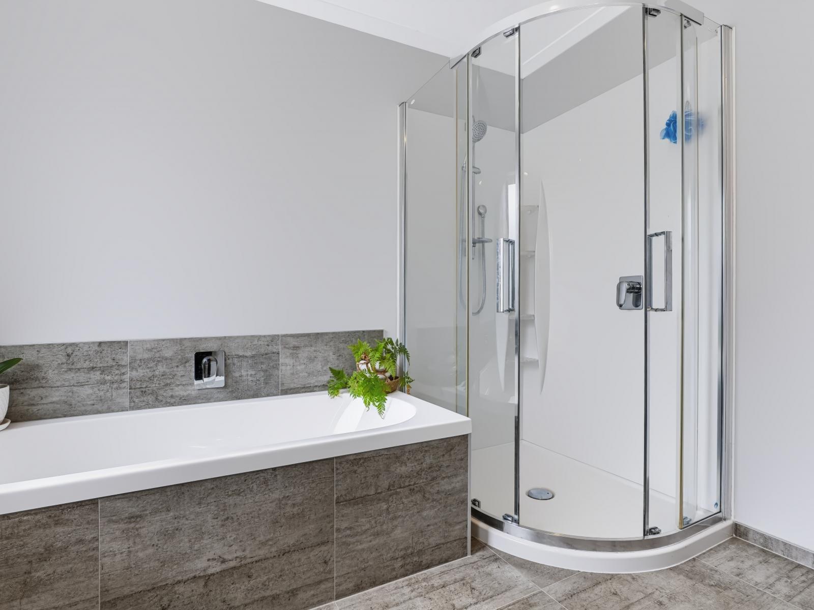 55 Poplar Grove, Whalers Gate