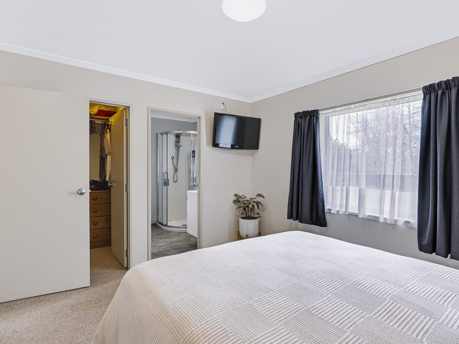 55 Poplar Grove, Whalers Gate
