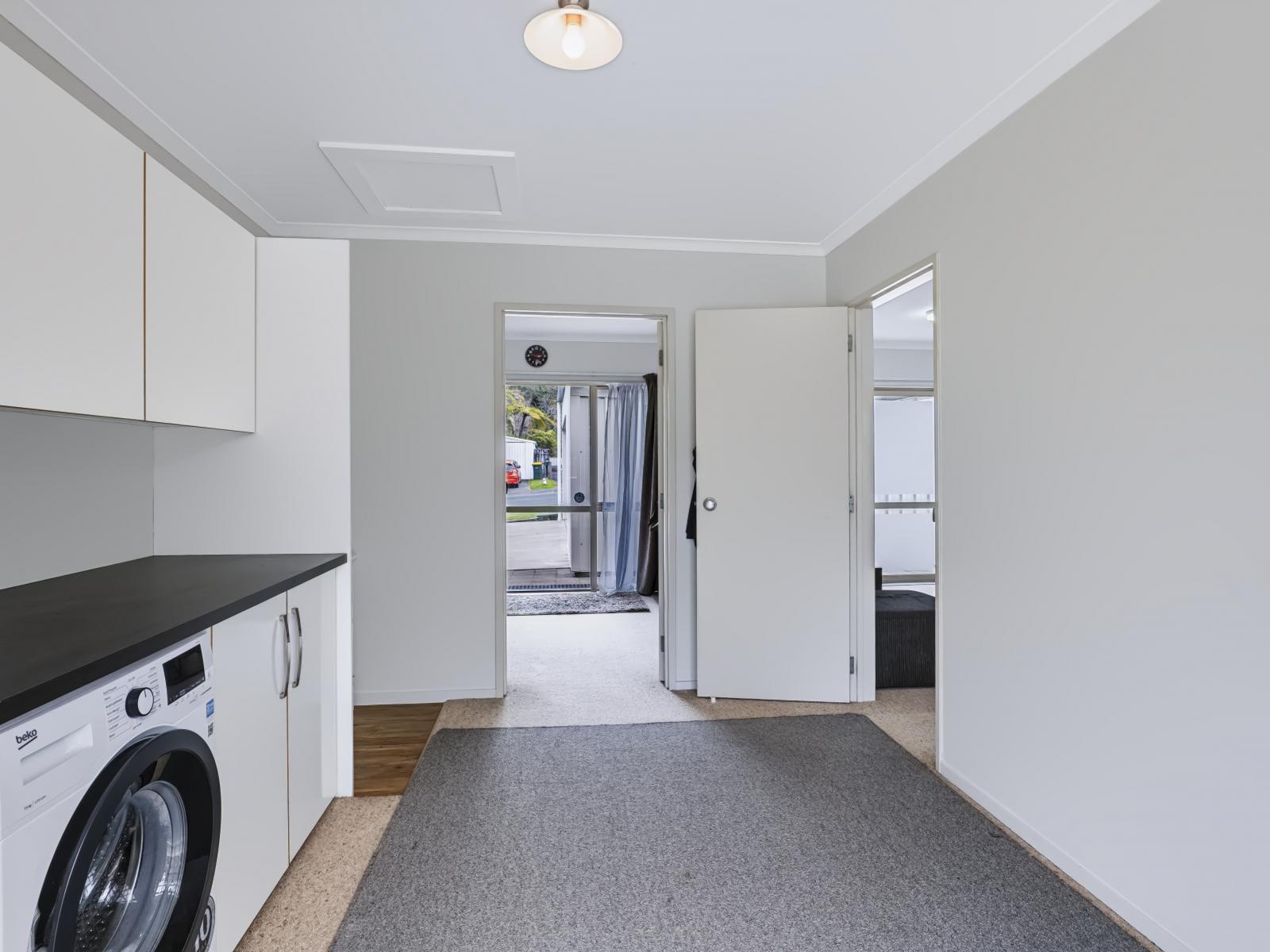 55 Poplar Grove, Whalers Gate