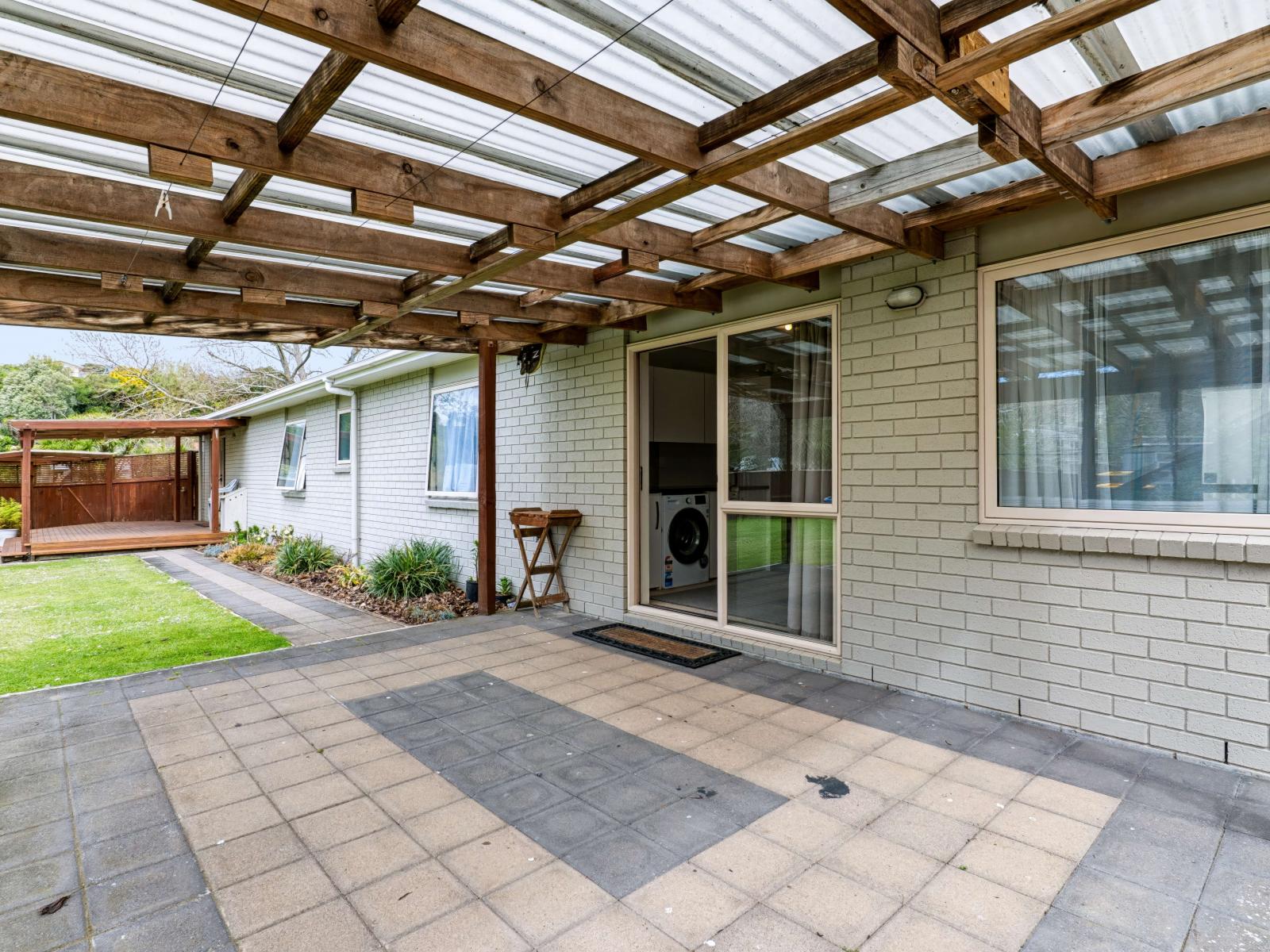 55 Poplar Grove, Whalers Gate