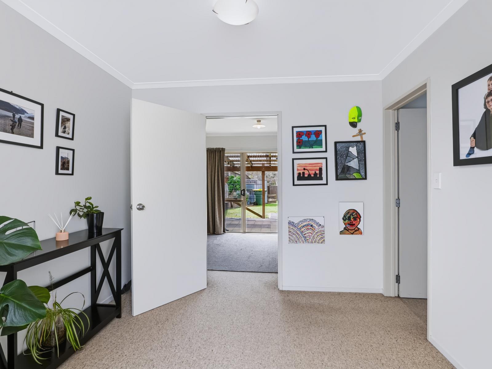 55 Poplar Grove, Whalers Gate