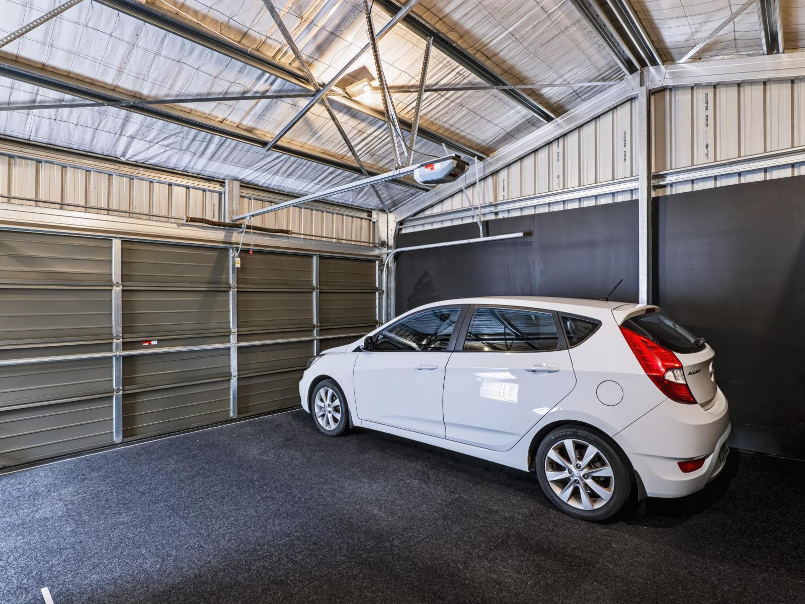 55 Poplar Grove, Whalers Gate