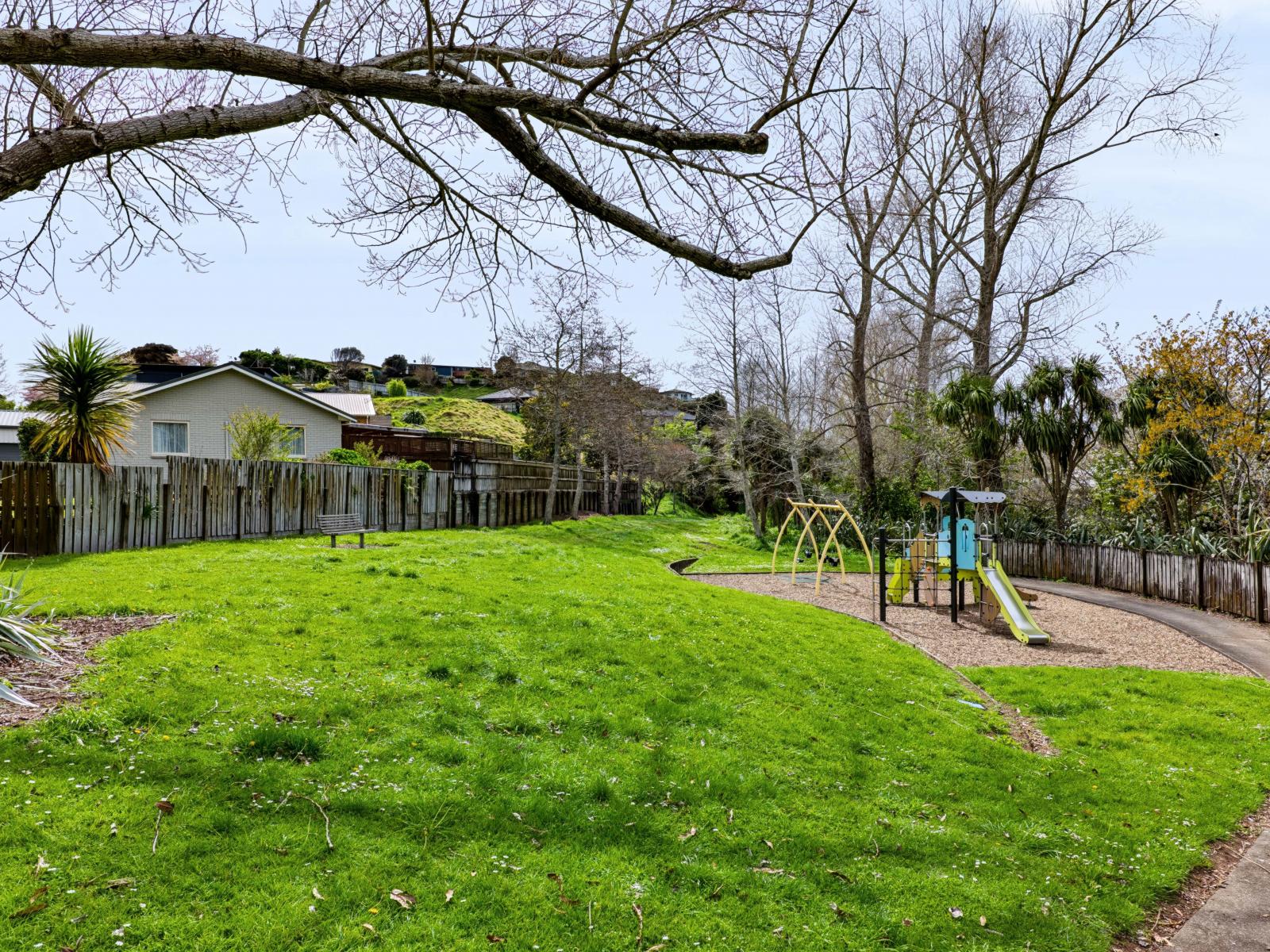 55 Poplar Grove, Whalers Gate