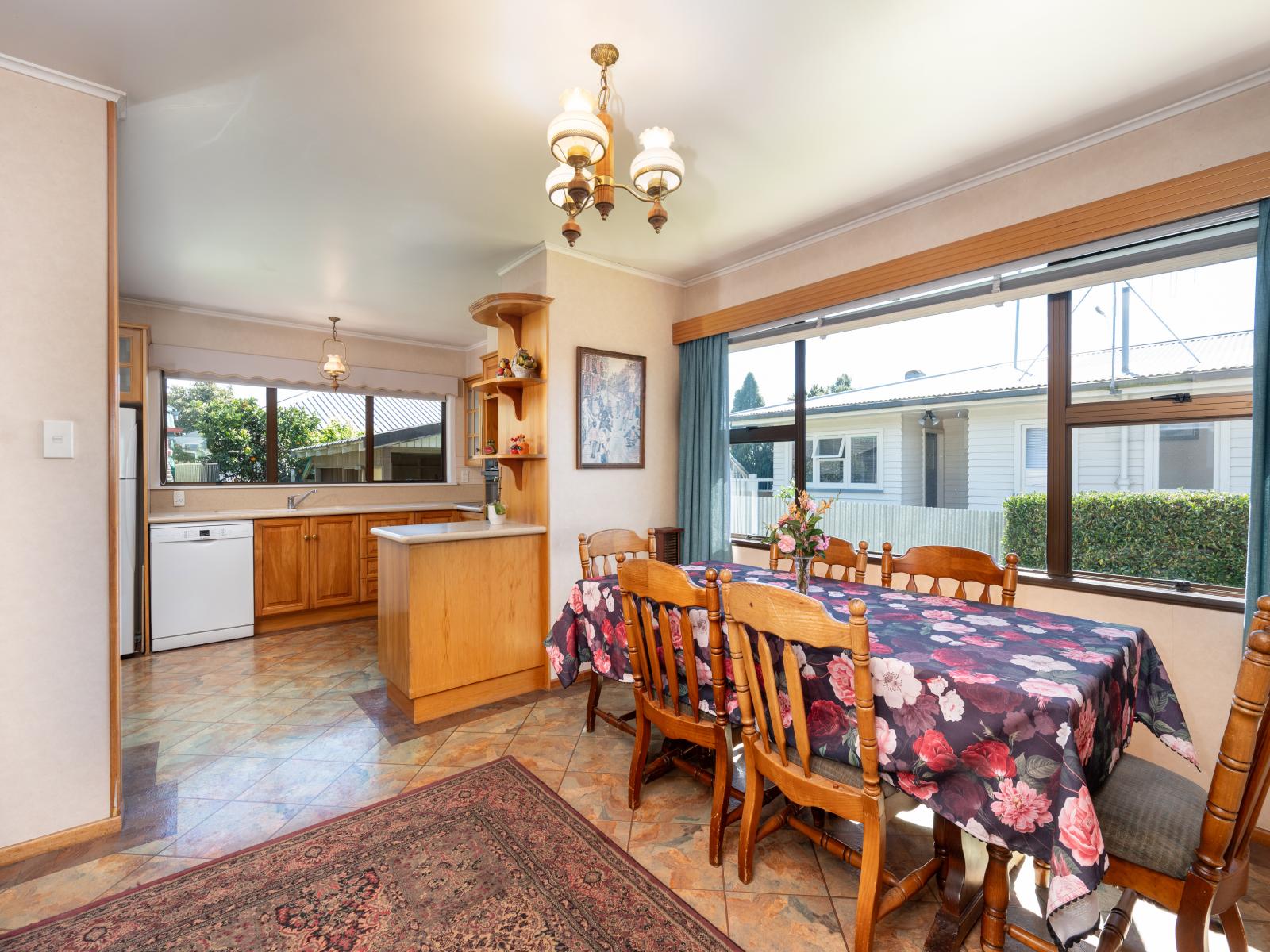 907 Townshend Place, St Leonards