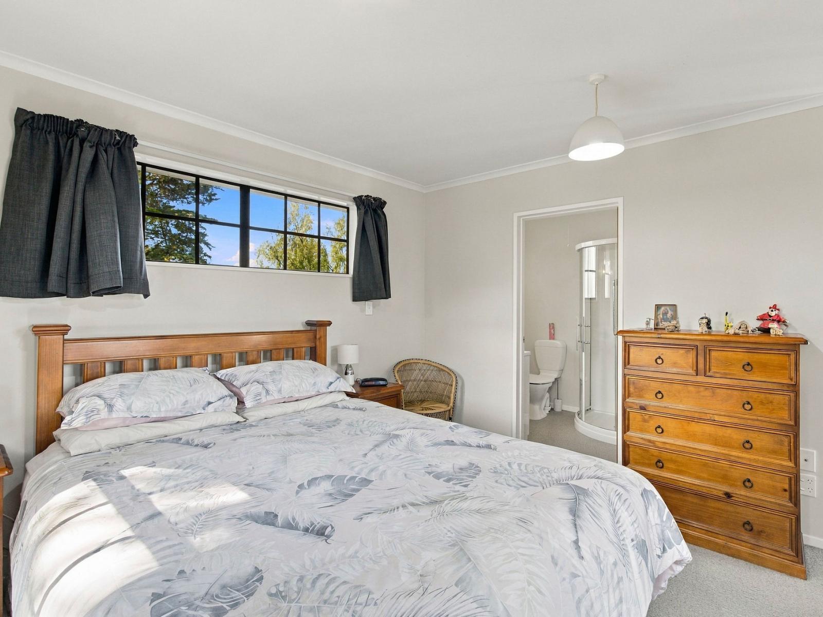 70 Montgomery Road, Westmere