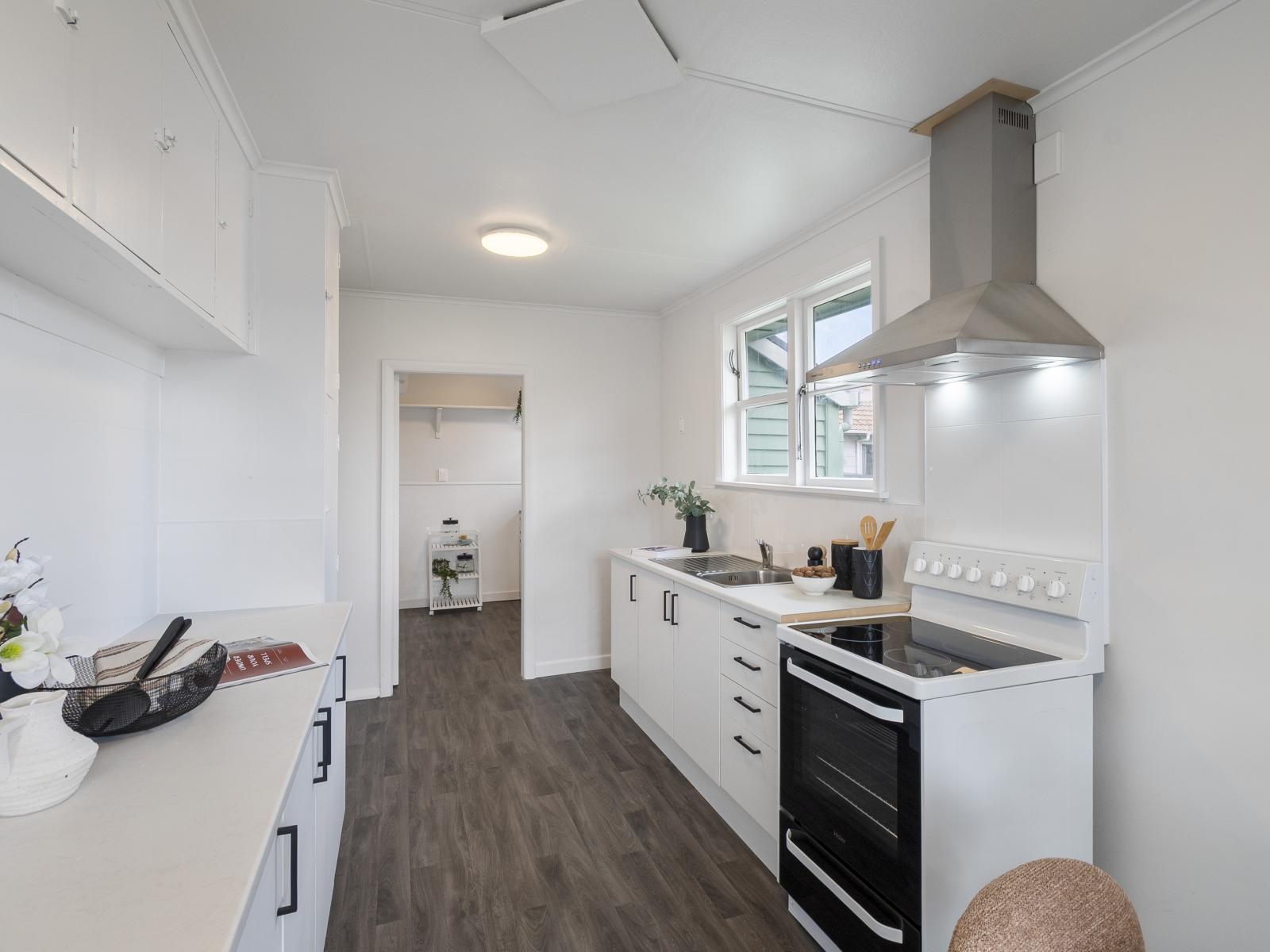 4 Thames Street, Roslyn