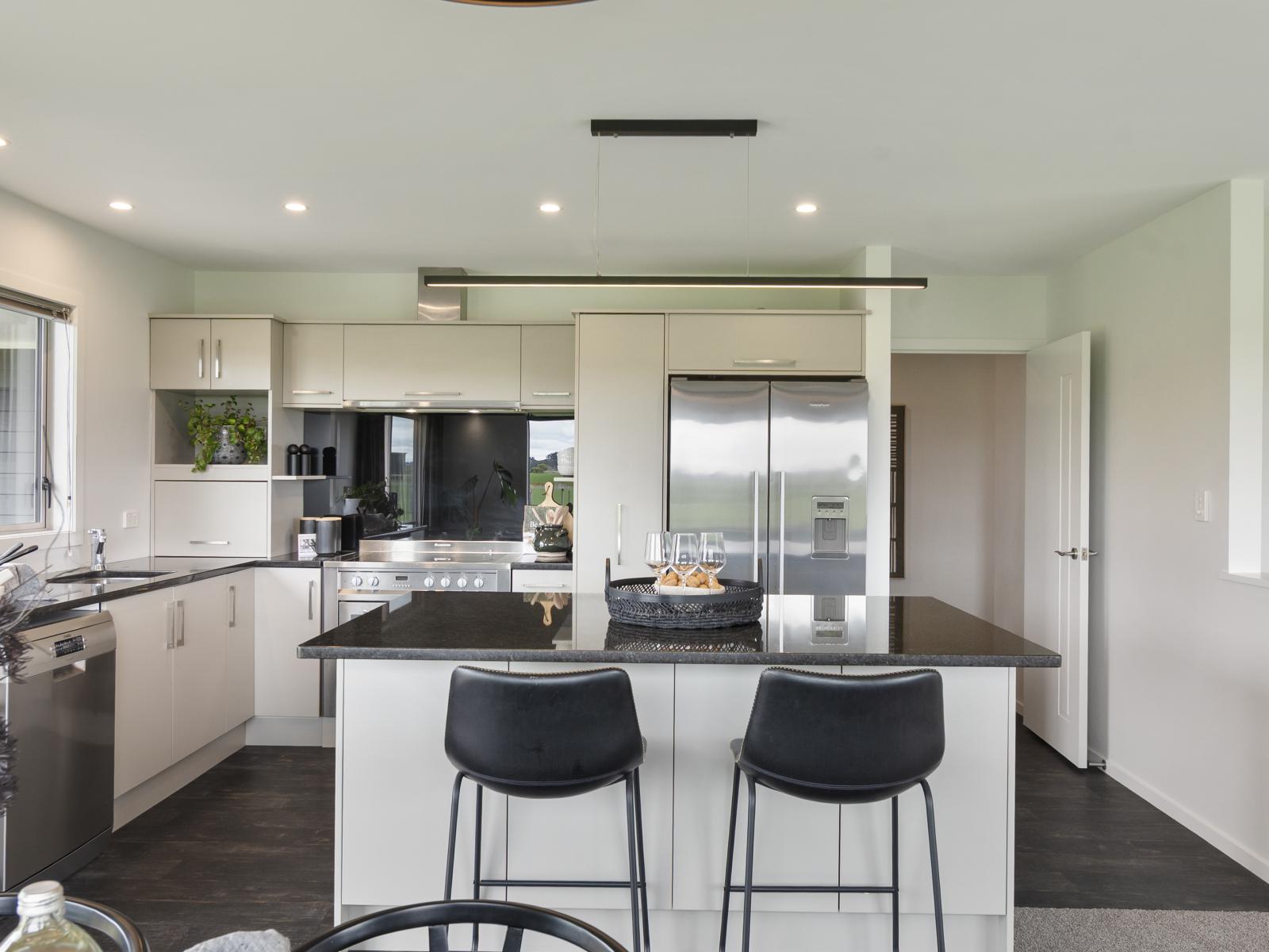 500 Union Line, Marton
