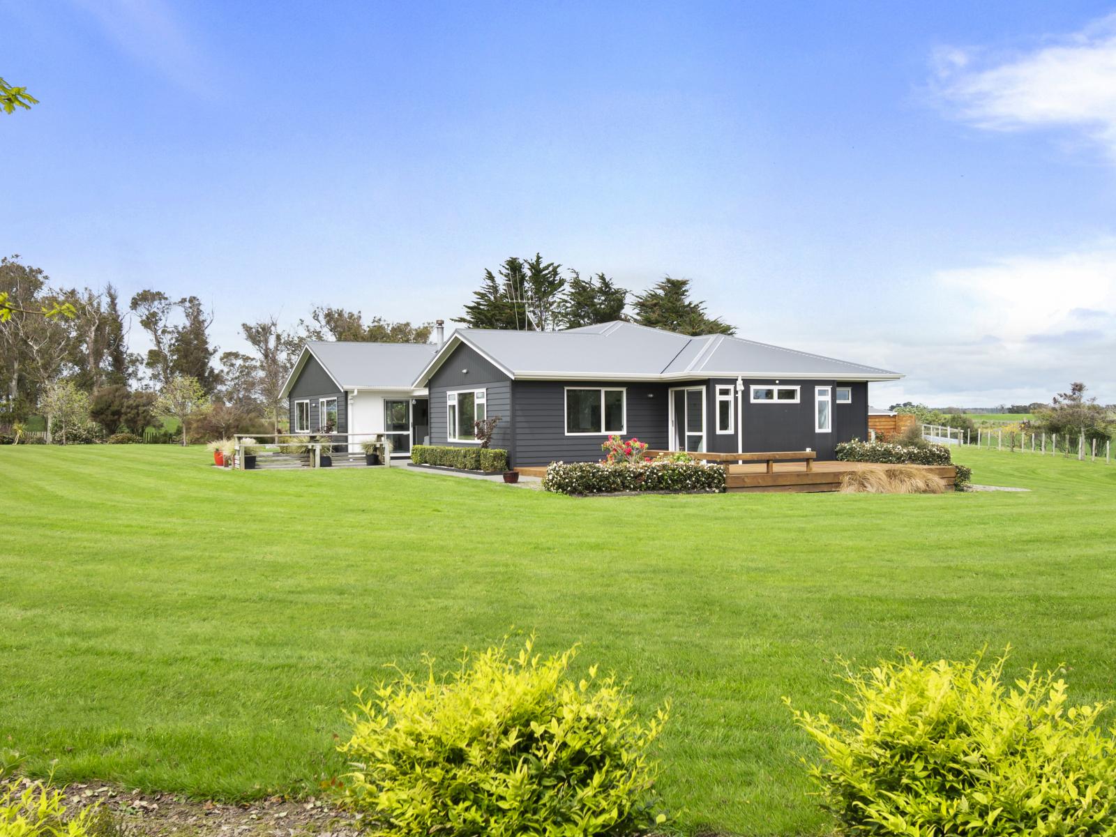 500 Union Line, Marton