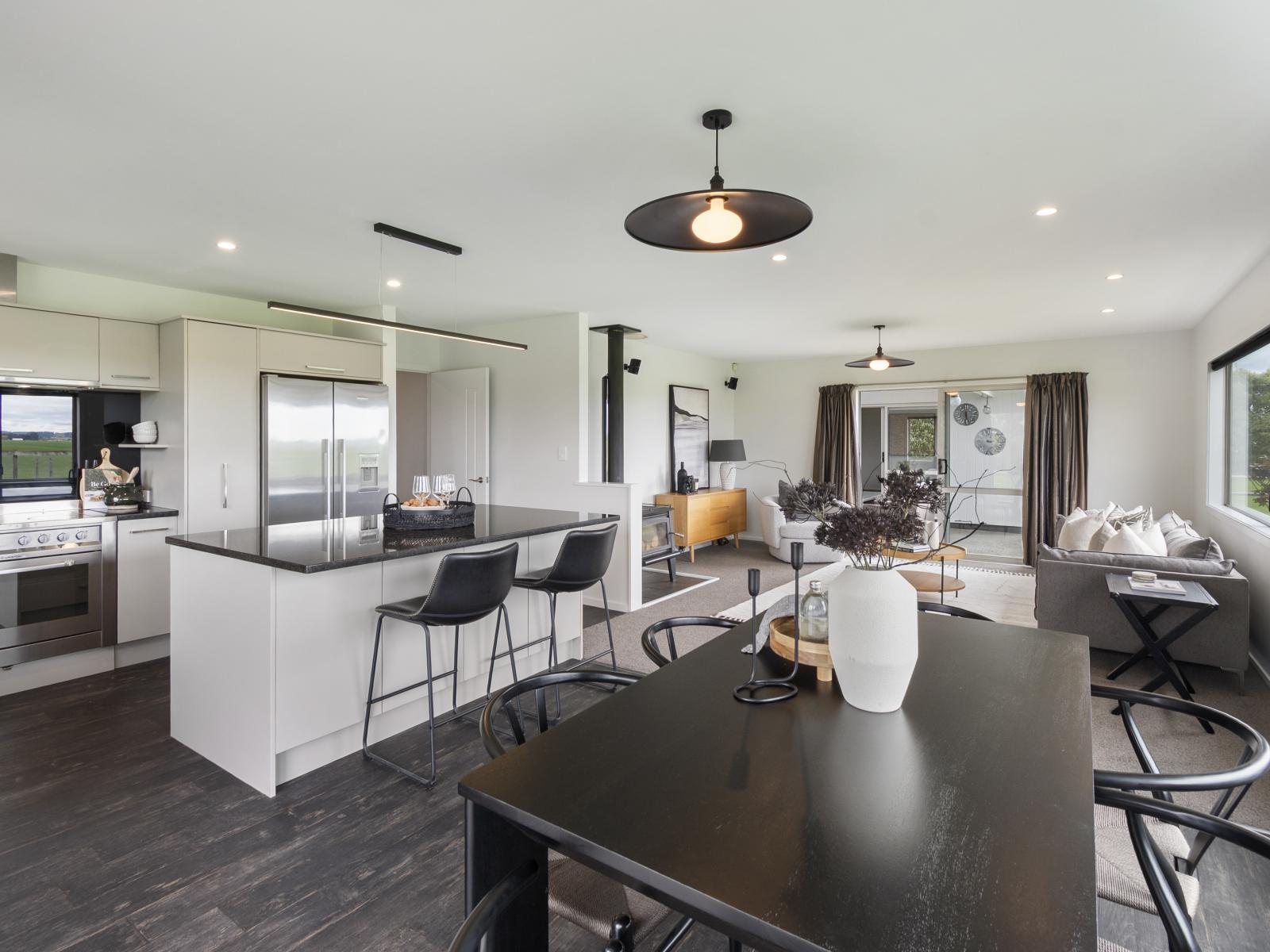 500 Union Line, Marton