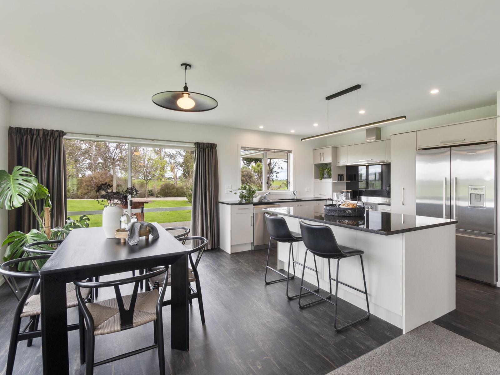 500 Union Line, Marton