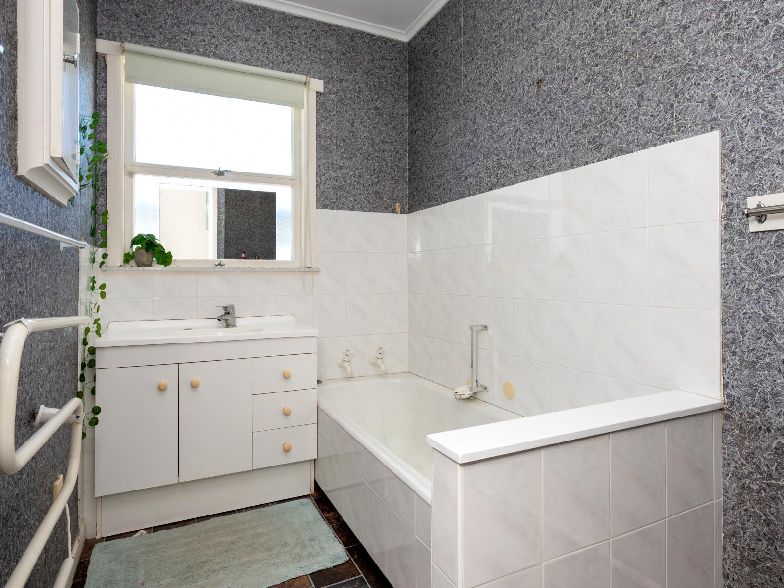 301 Frimley Avenue, Frimley