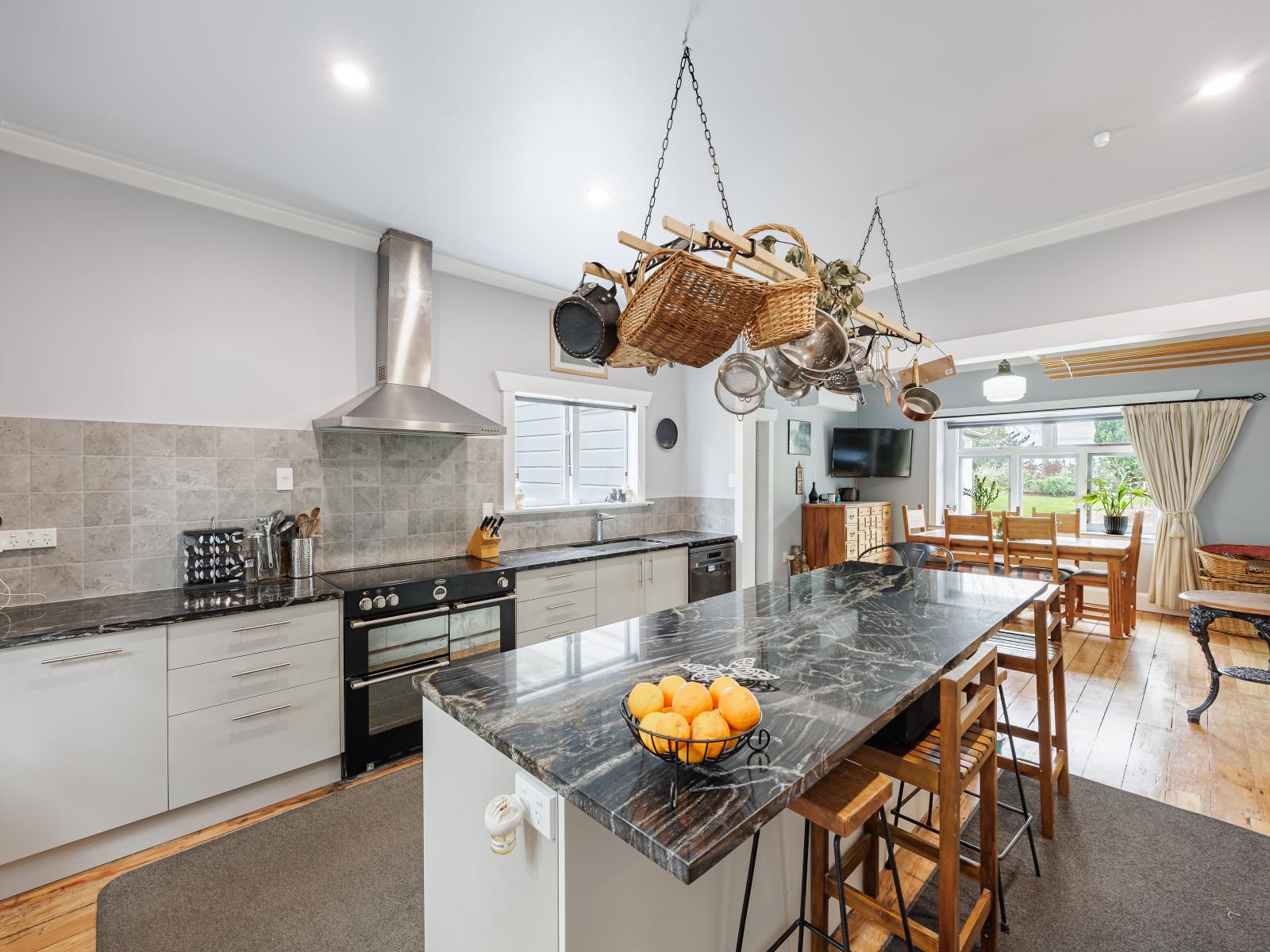 468 Flag Range Road, Sherenden
