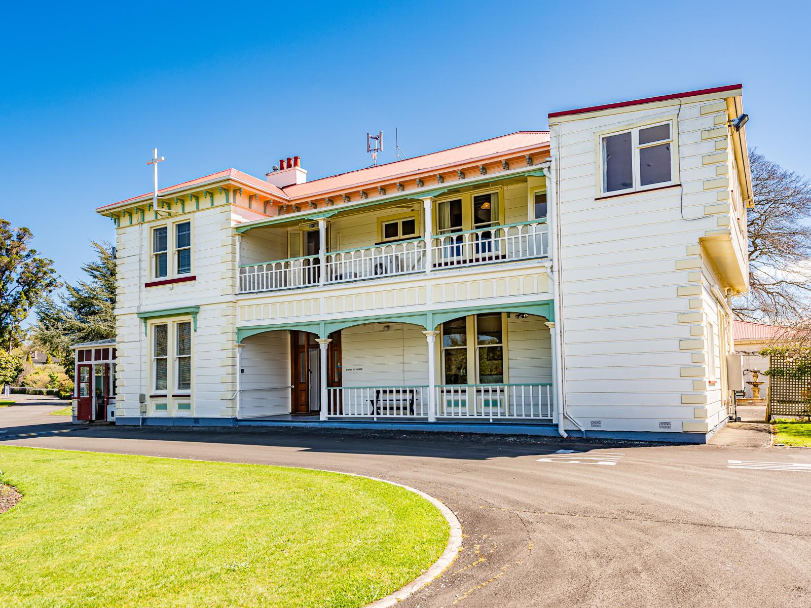 14 Hillside Terrace, St Johns Hill
