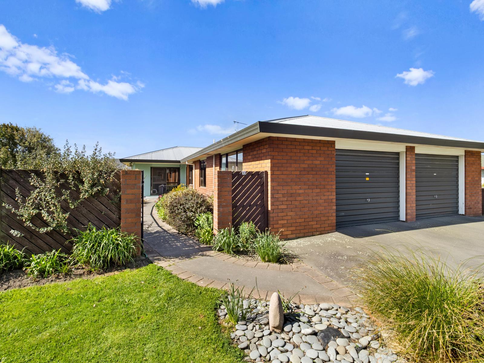 33 Pages Road, Allenton