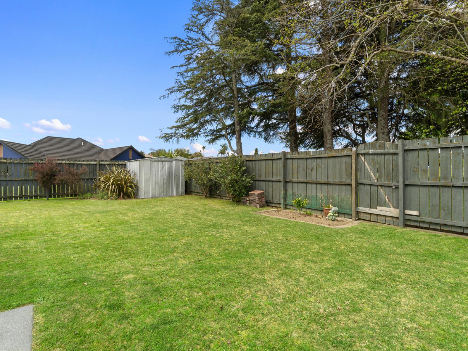 2 Sheridan Crescent, Cambridge