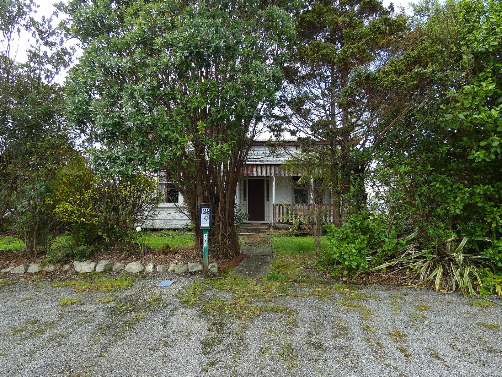 129 Russell Street, Westport
