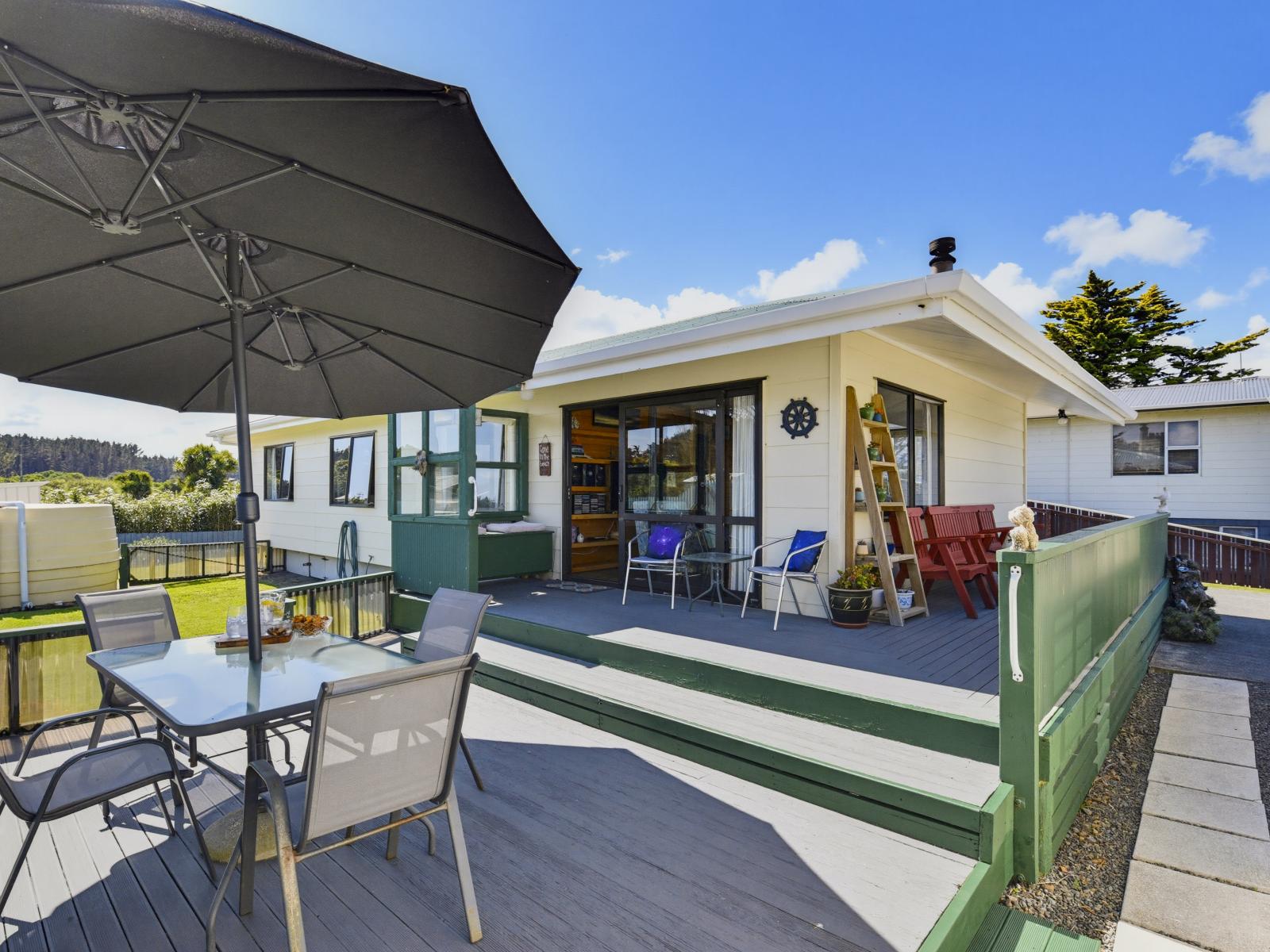 15 Muaupoko Street, Hokio Beach