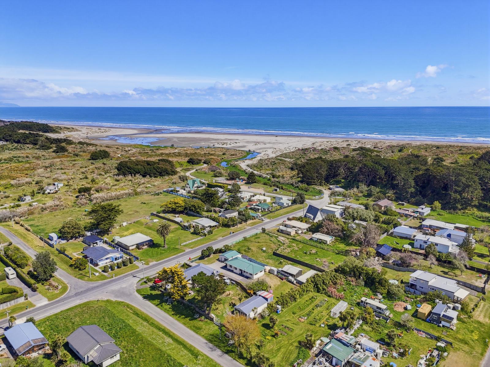 15 Muaupoko Street, Hokio Beach