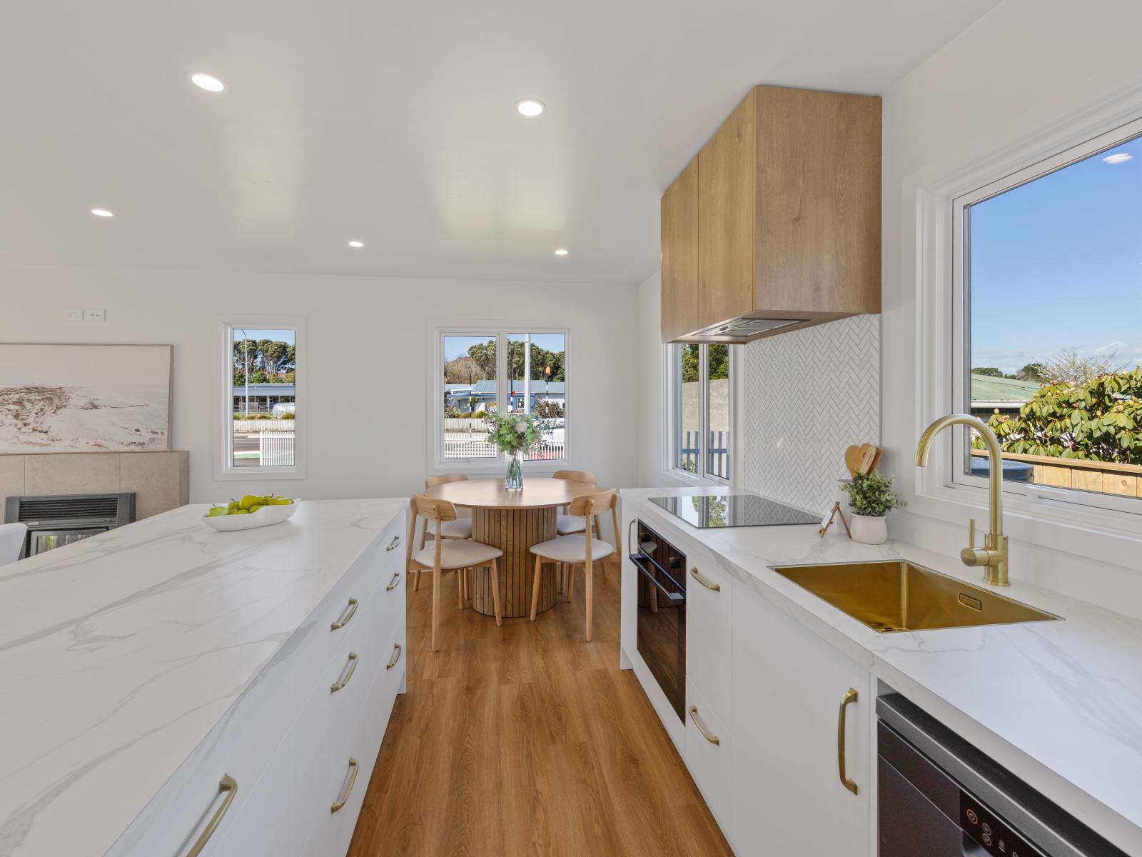 160 South Road, Spotswood
