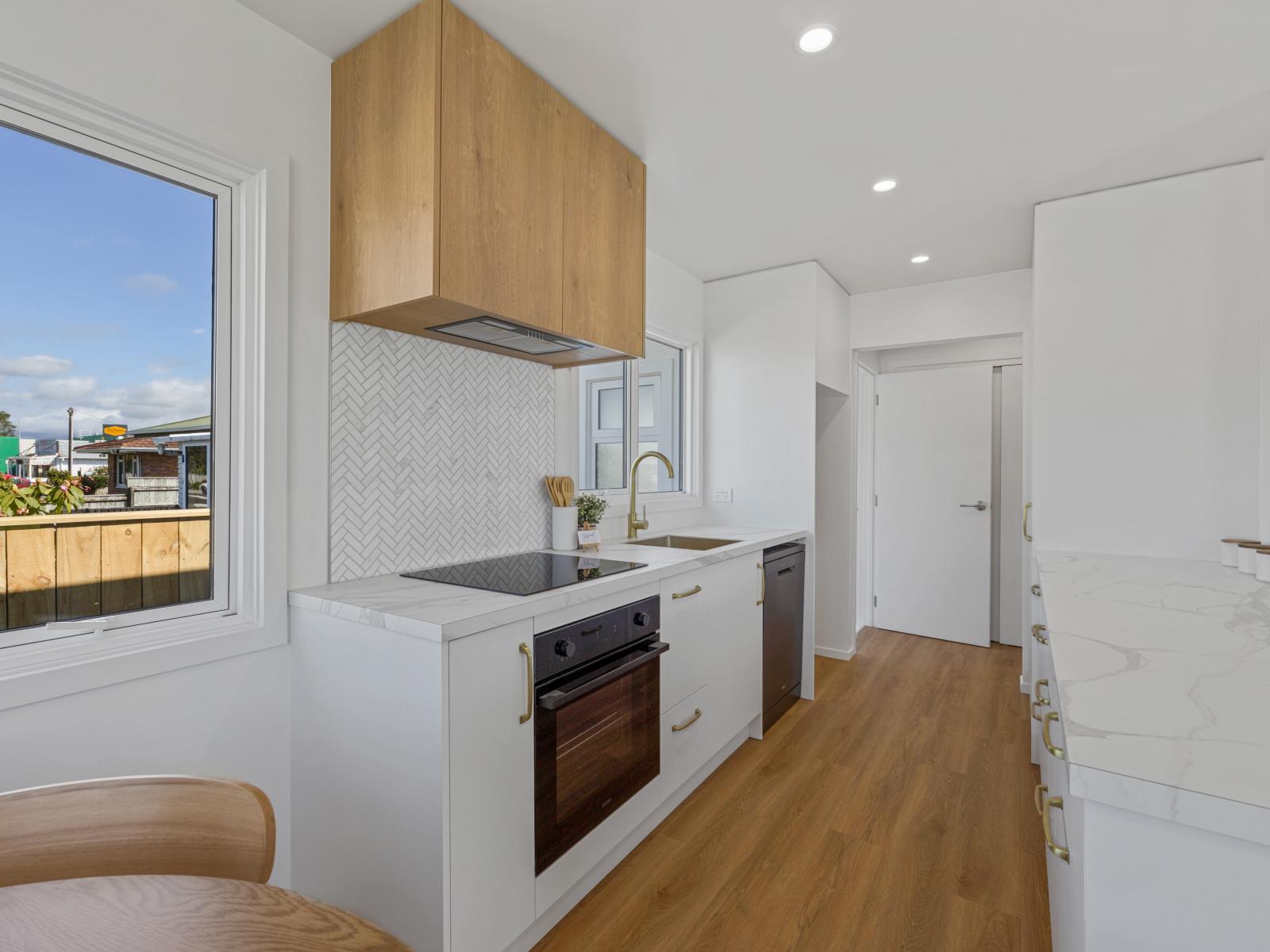 160 South Road, Spotswood