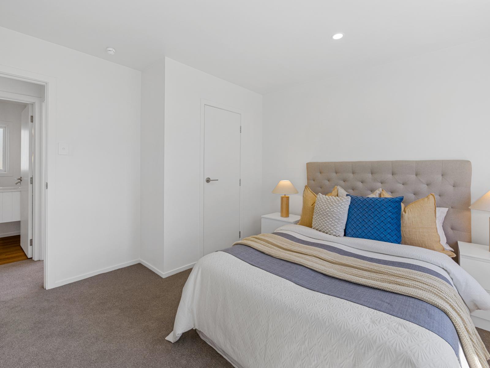 160 South Road, Spotswood