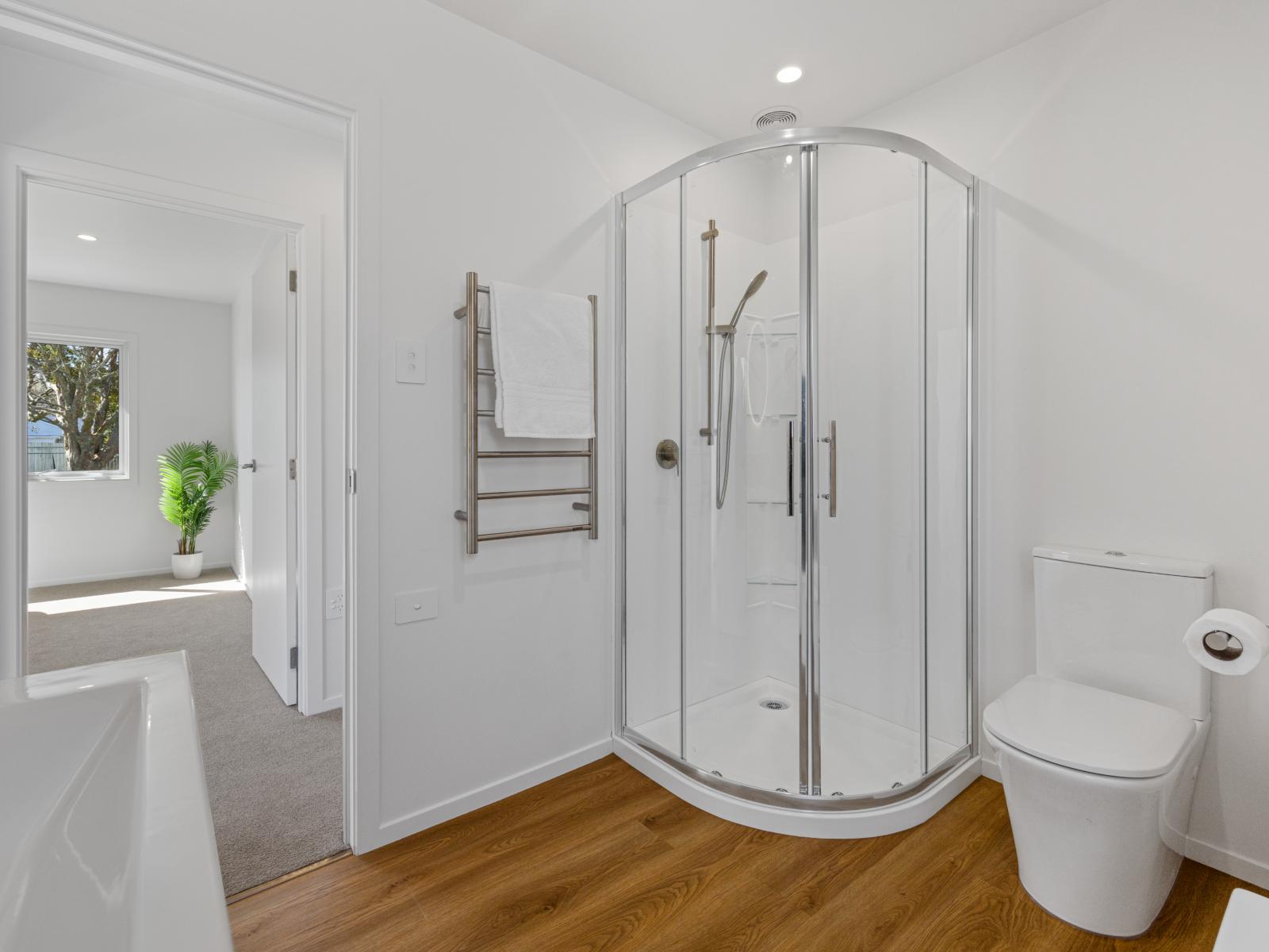 160 South Road, Spotswood