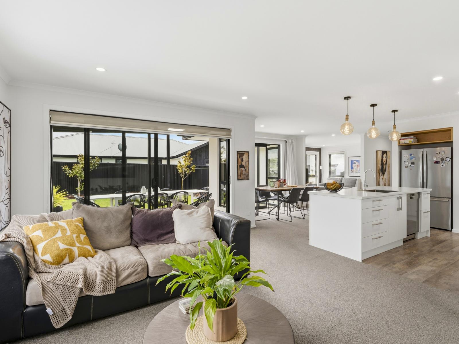 6 Tuwhare Lane, Mosgiel