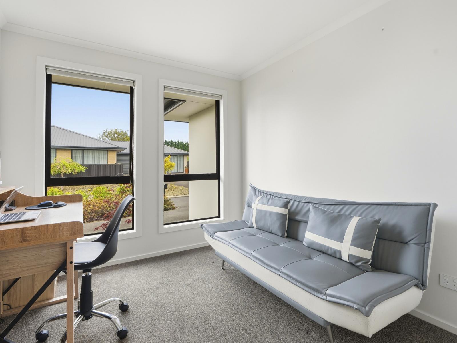 6 Tuwhare Lane, Mosgiel