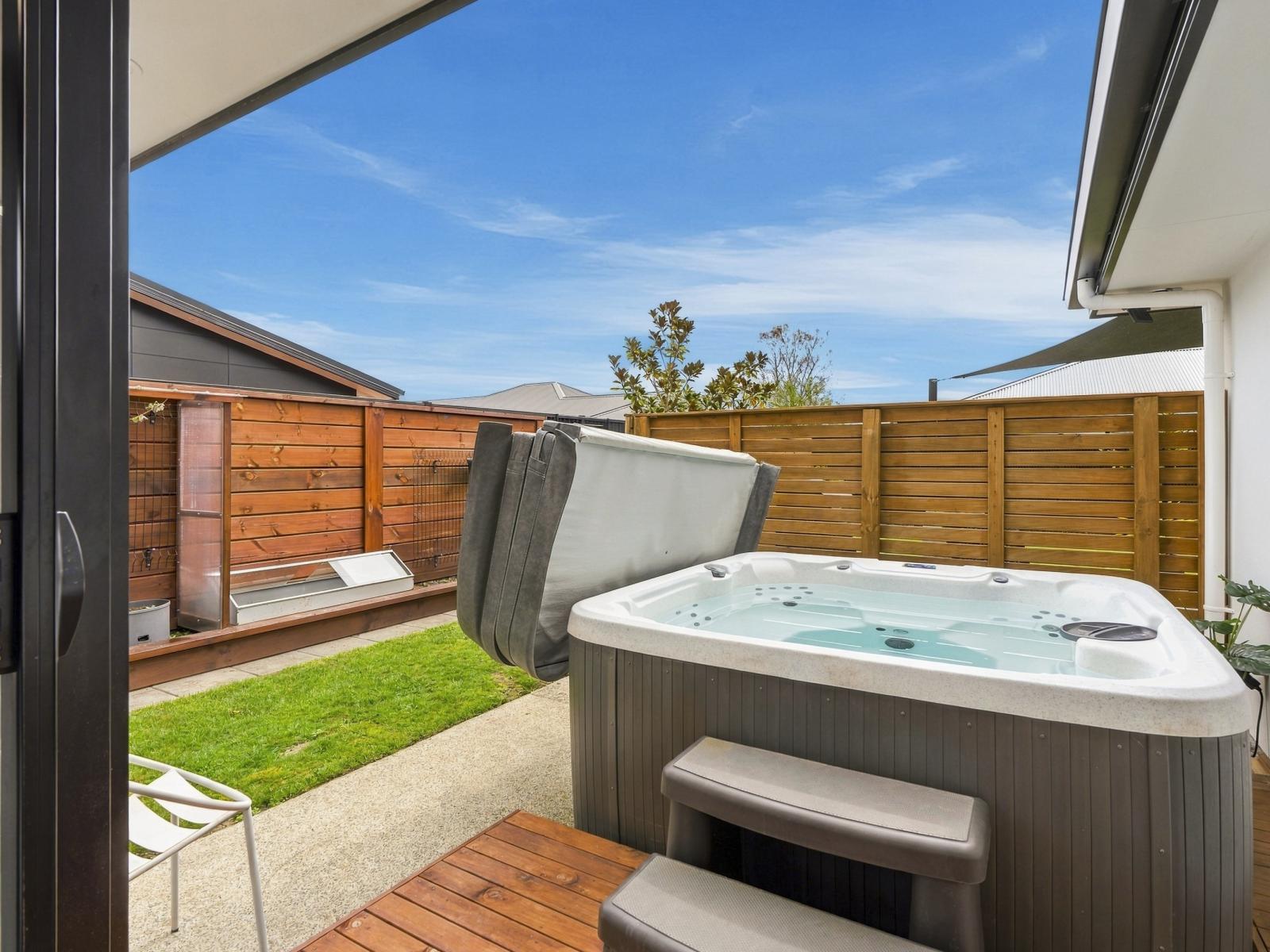 6 Tuwhare Lane, Mosgiel