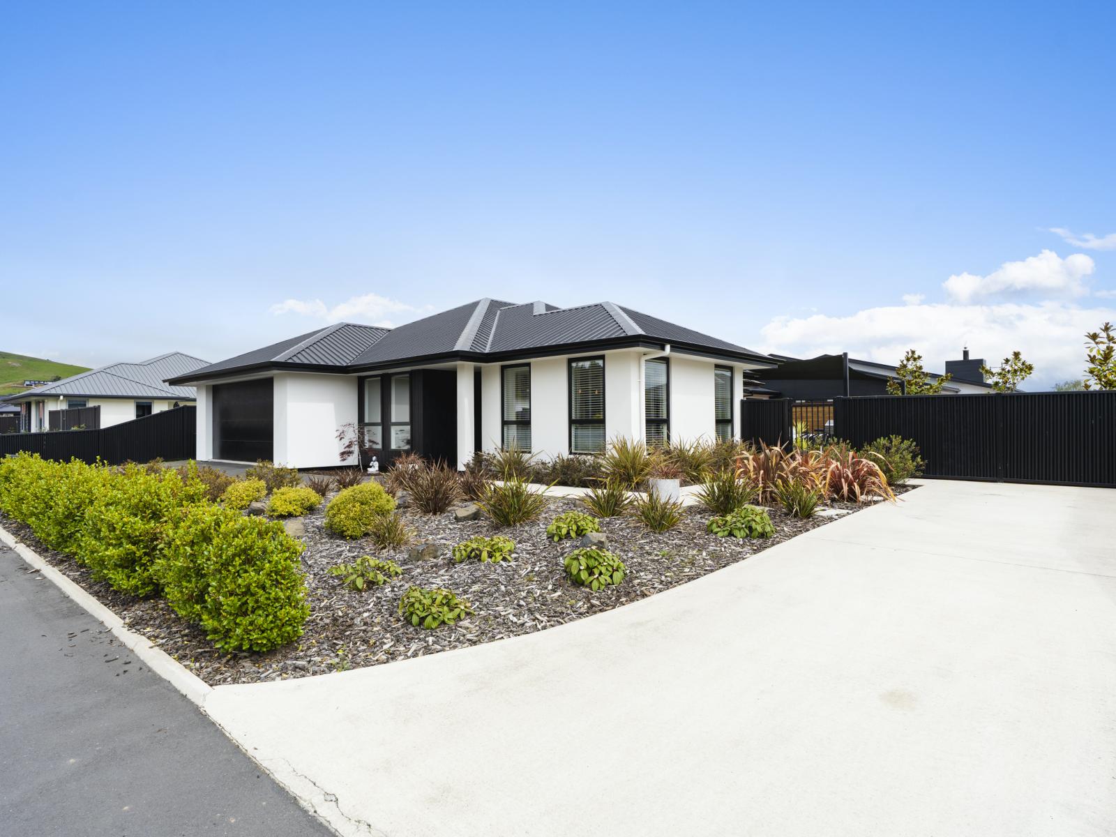 6 Tuwhare Lane, Mosgiel