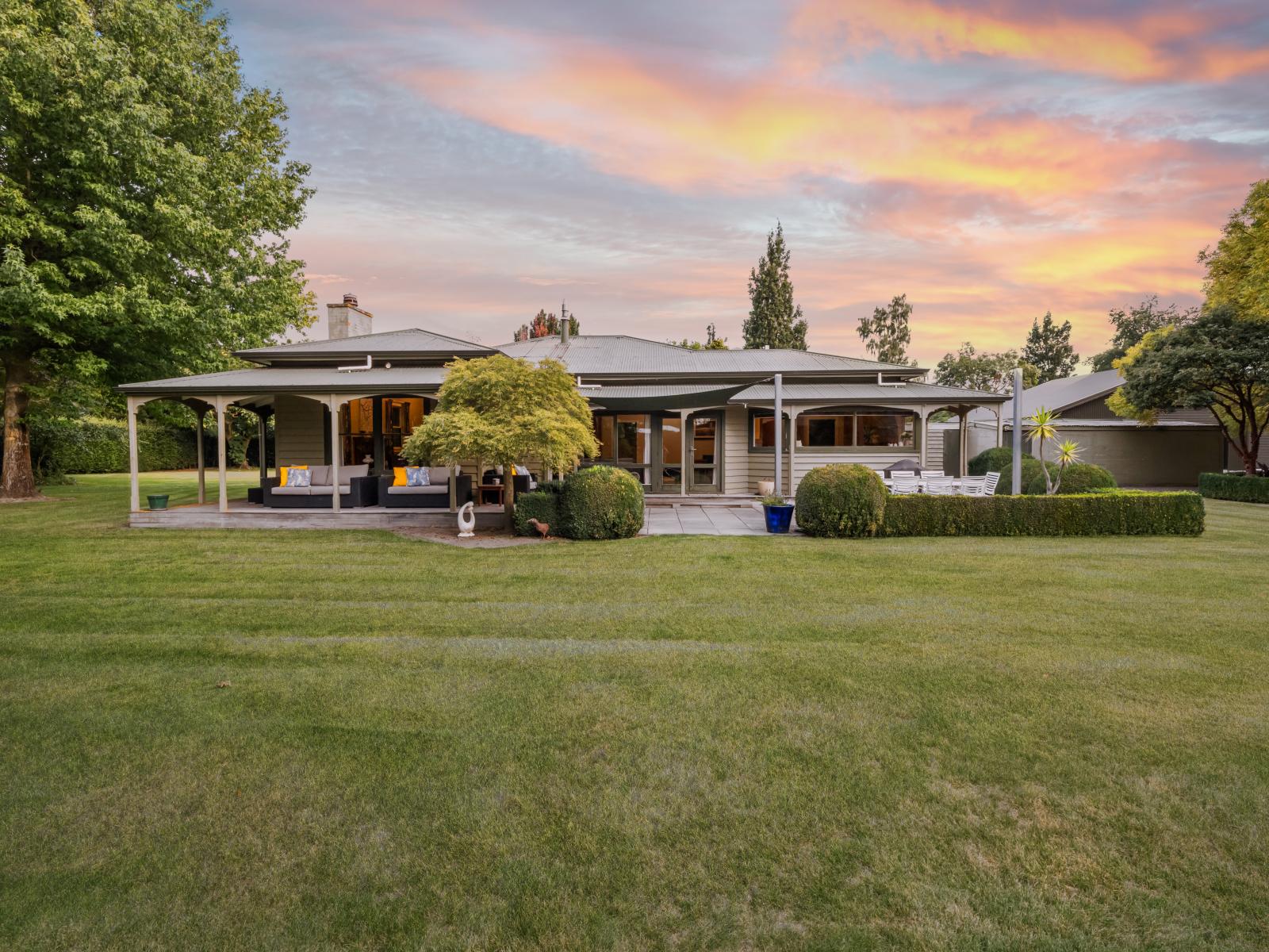 371 Racecourse Road, Allenton