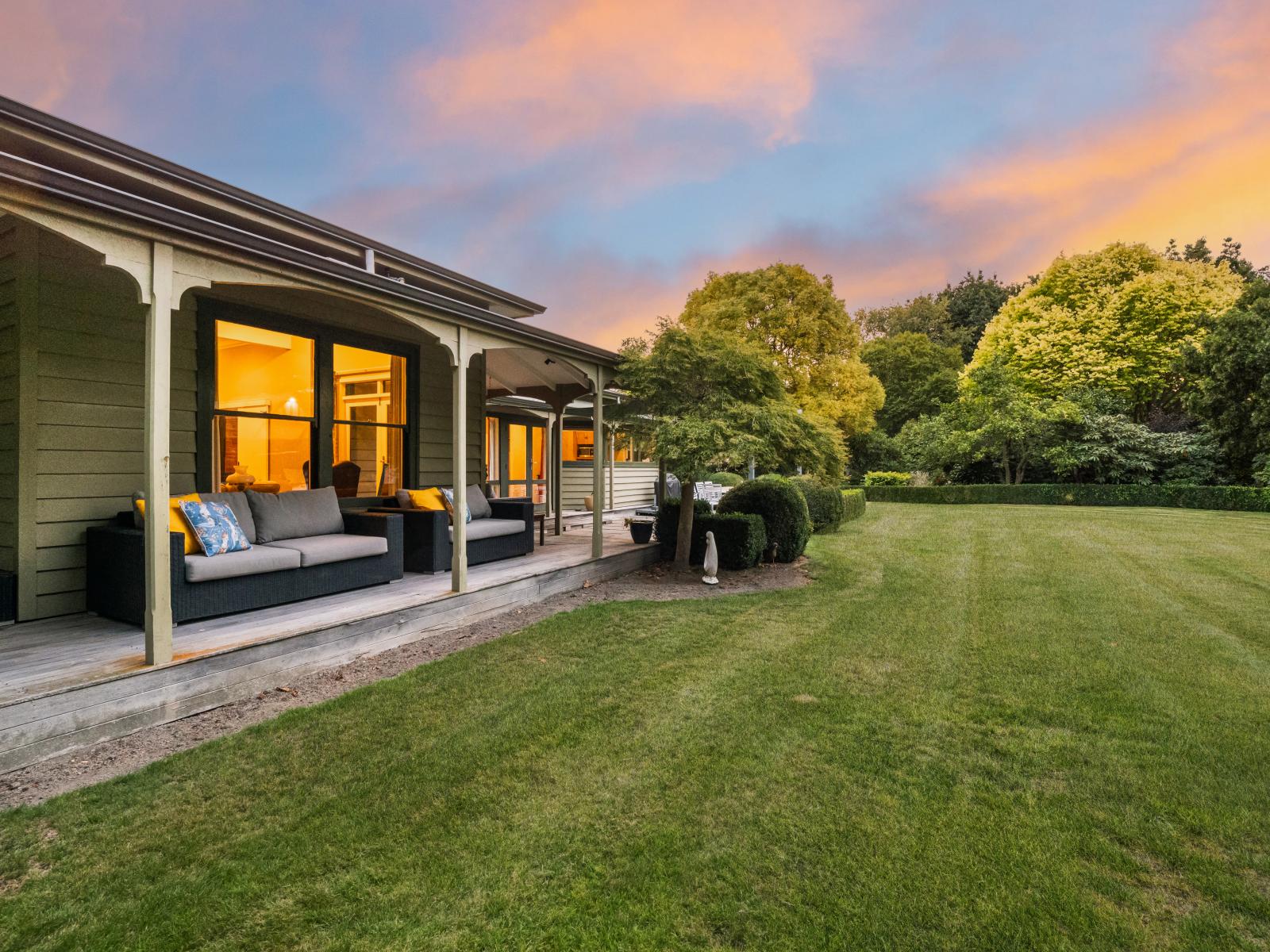 371 Racecourse Road, Allenton