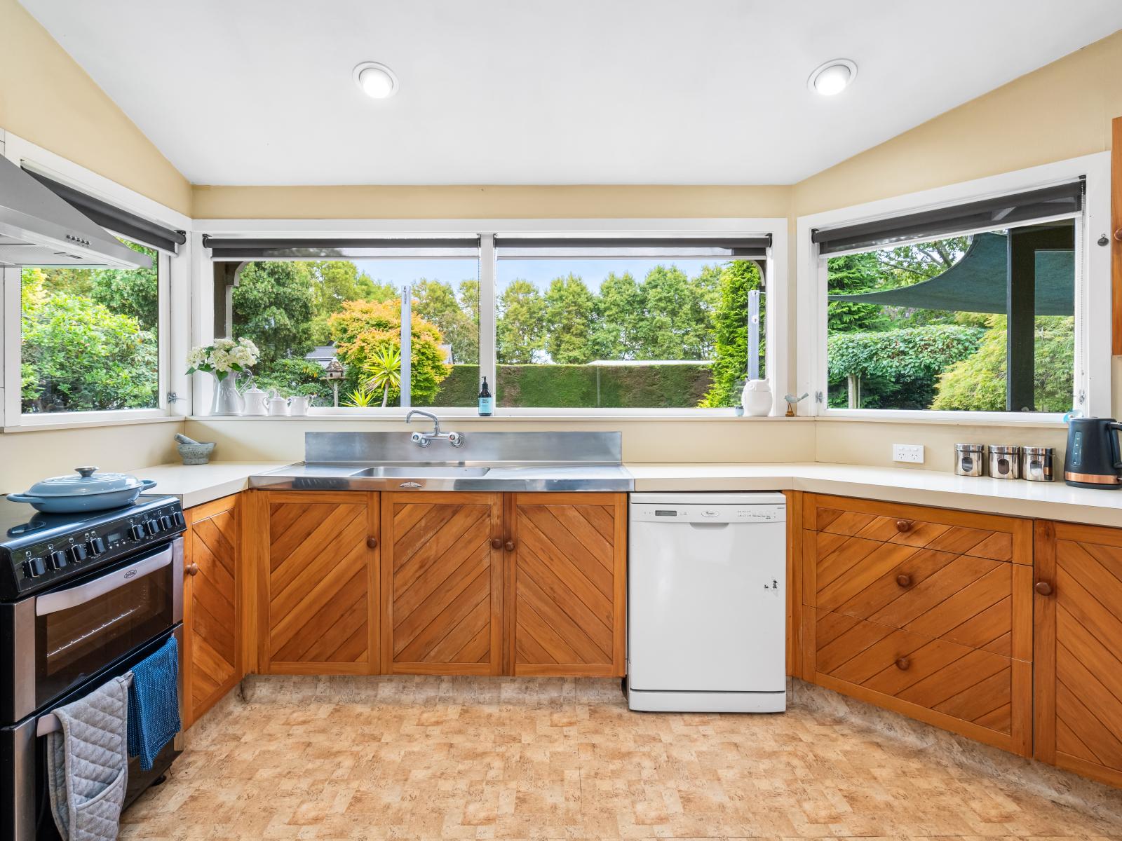 371 Racecourse Road, Allenton