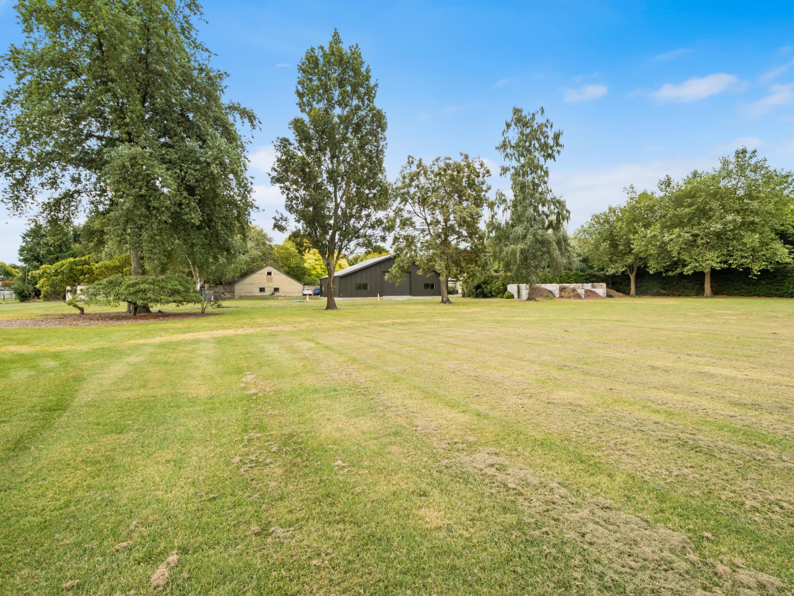 371 Racecourse Road, Allenton
